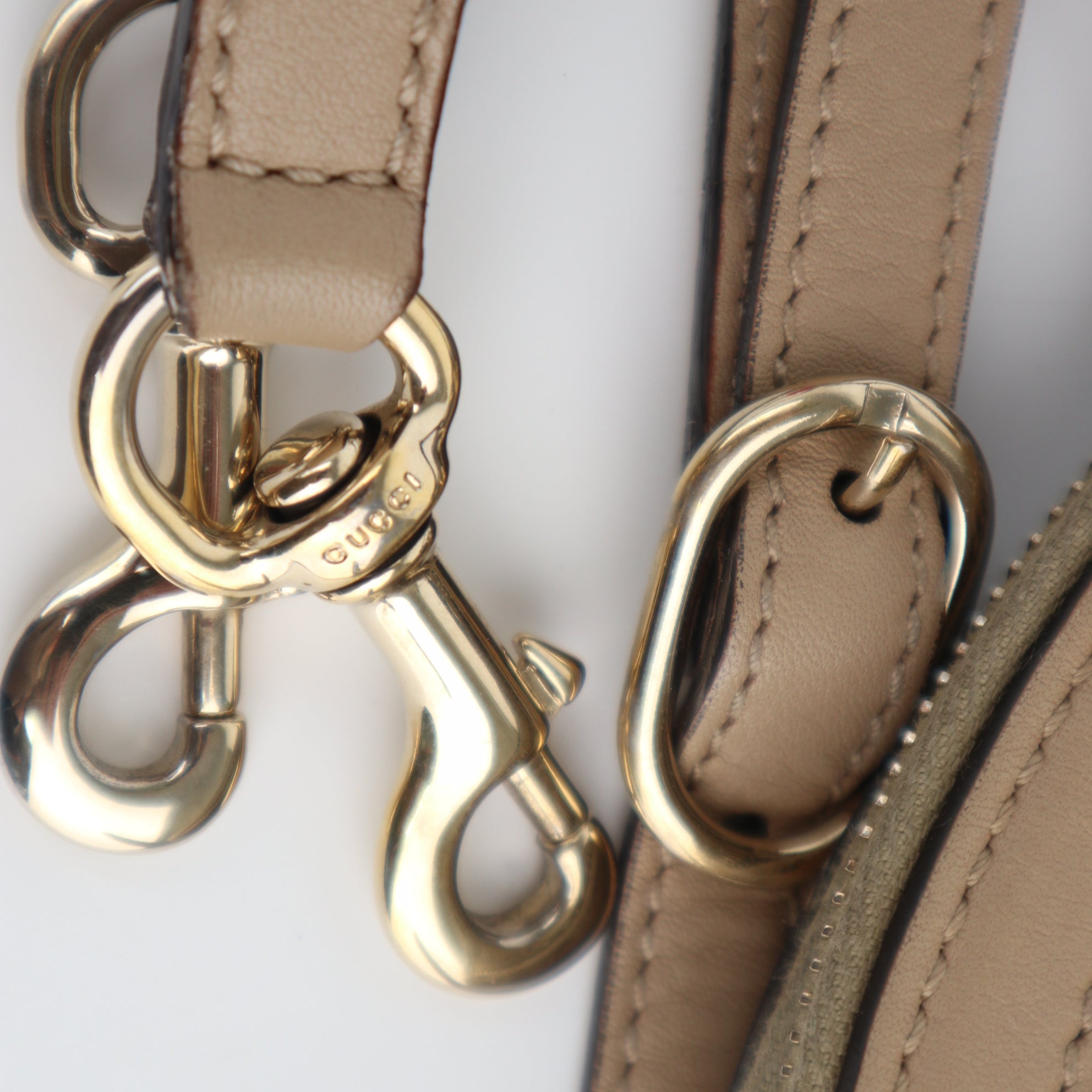 C1977 Gucci Top Handle Bag GG Supreme Small Nice Dome | Pre-Owned Excellent Canvas GG Supreme