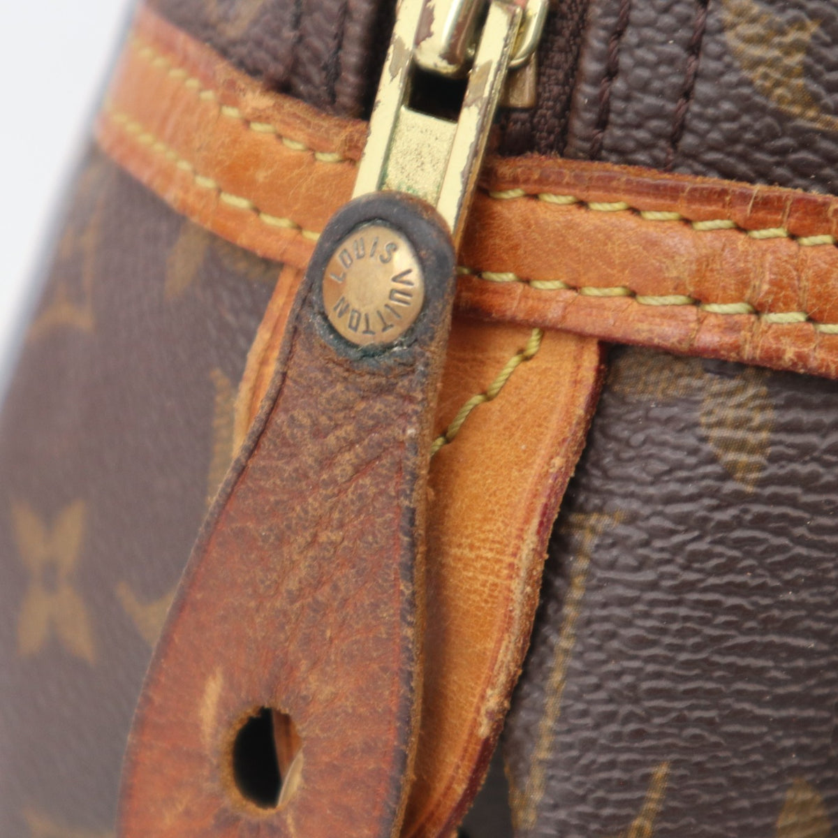C2091 Louis Vuitton Shoulder Bag Montorgueil PM | Pre-Owned Very Good Brown Coated canvas Monogram