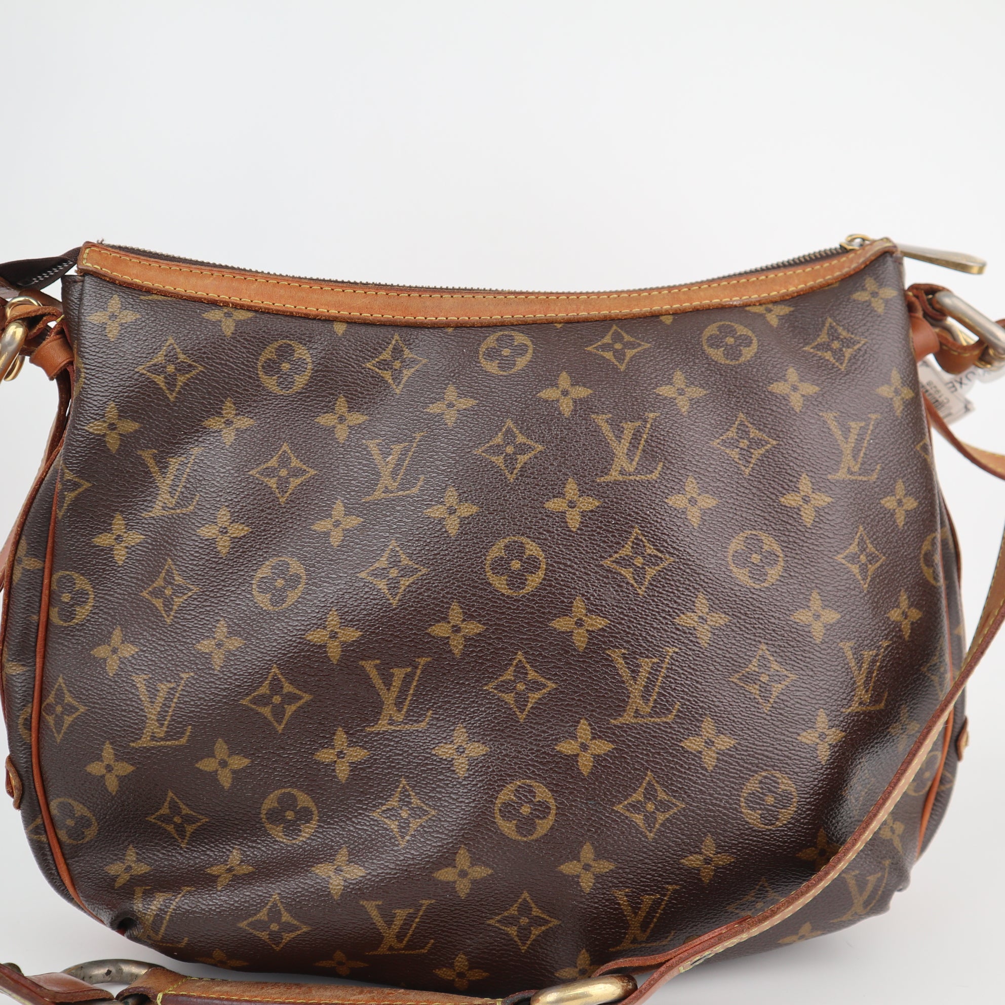 C1928 Louis Vuitton Shoulder Bag Monogram Canvas Tulum GM | Pre-Owned Very Good Brown Canvas Monogram