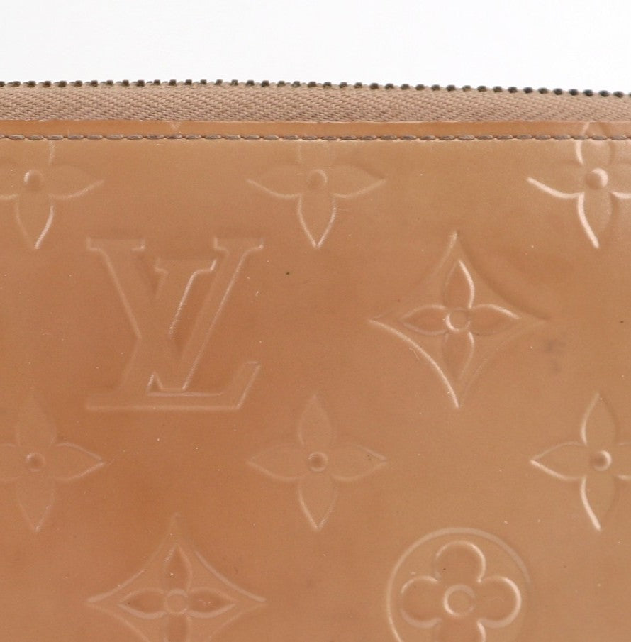 Louis Vuitton Monogram Vernis Zippy Wallet C1884 | Pre-Owned Very Good Monogram Vernis Patent leather