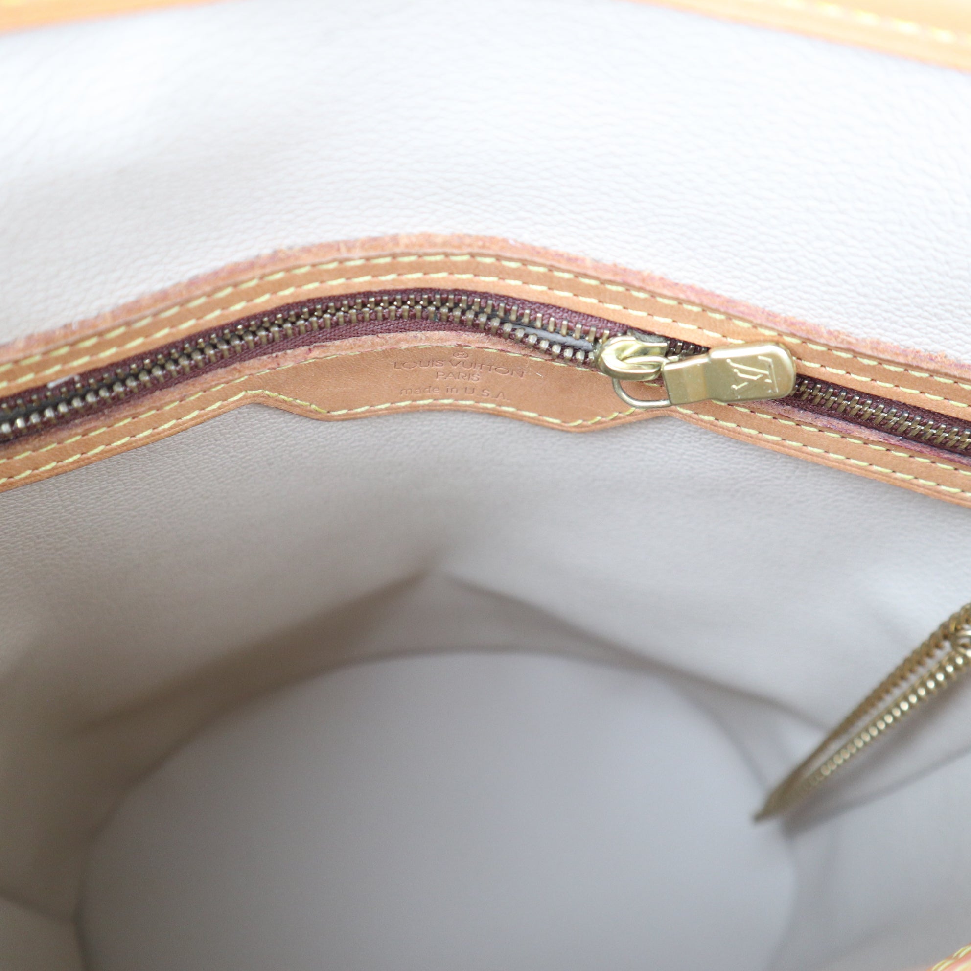 C1319R Louis Vuitton Monogram Canvas Petite Bucket Bag-Pre Owned