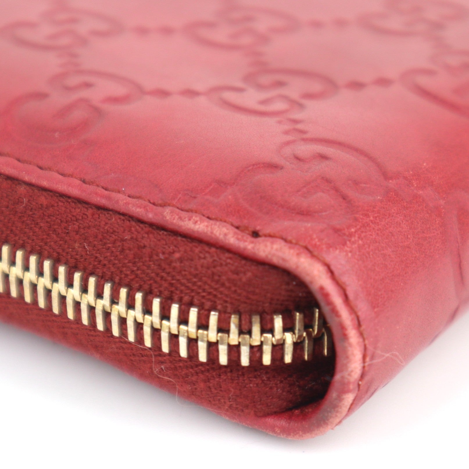 C2144 Gucci Wallet Imprime Monogram GG Pierce Zip Around Wallet Red | Pre-Owned Very Good Red Monogram