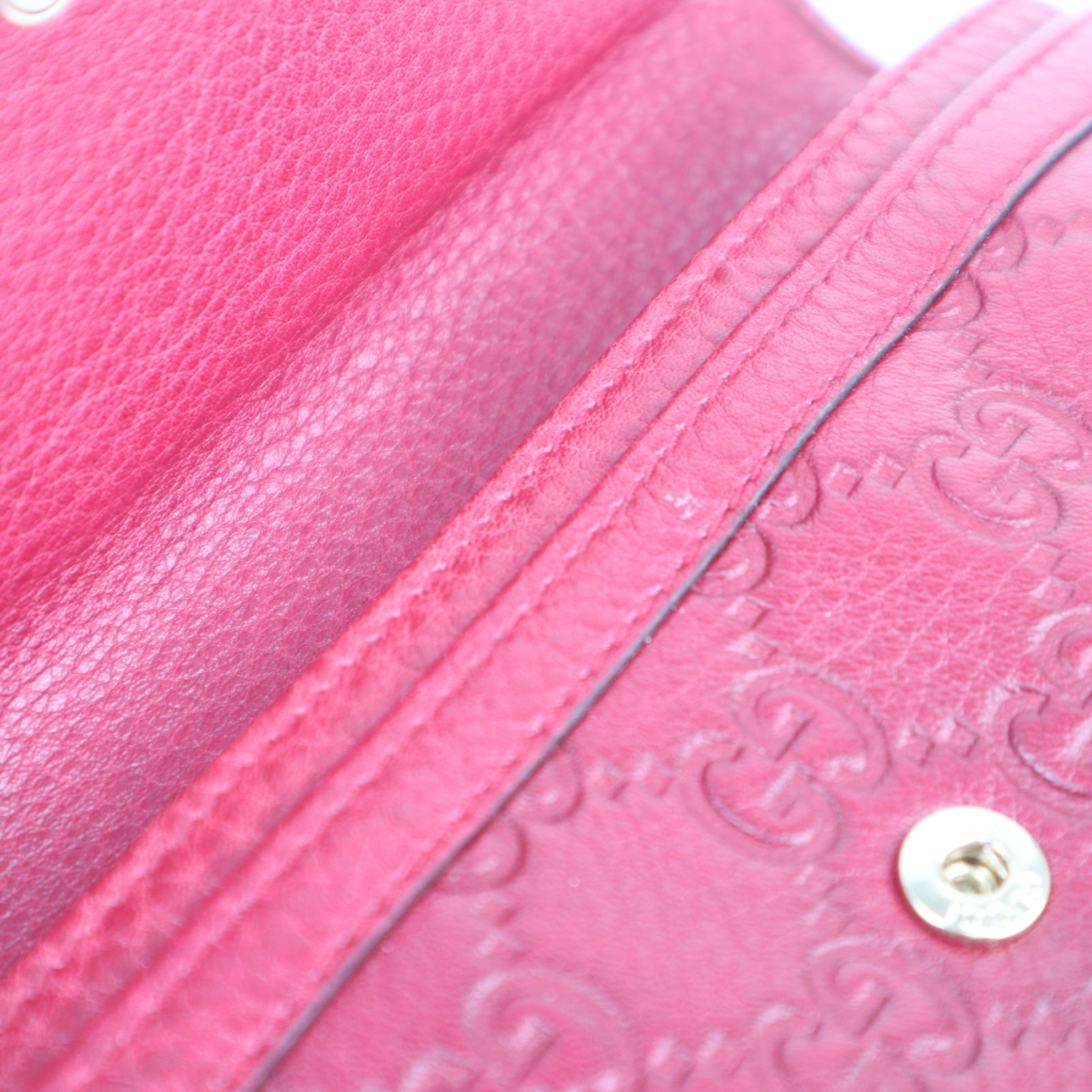 C2145 Gucci Wallet Sukey Guccissima Interlocking G Red | Pre-Owned Very Good Red Guccissima