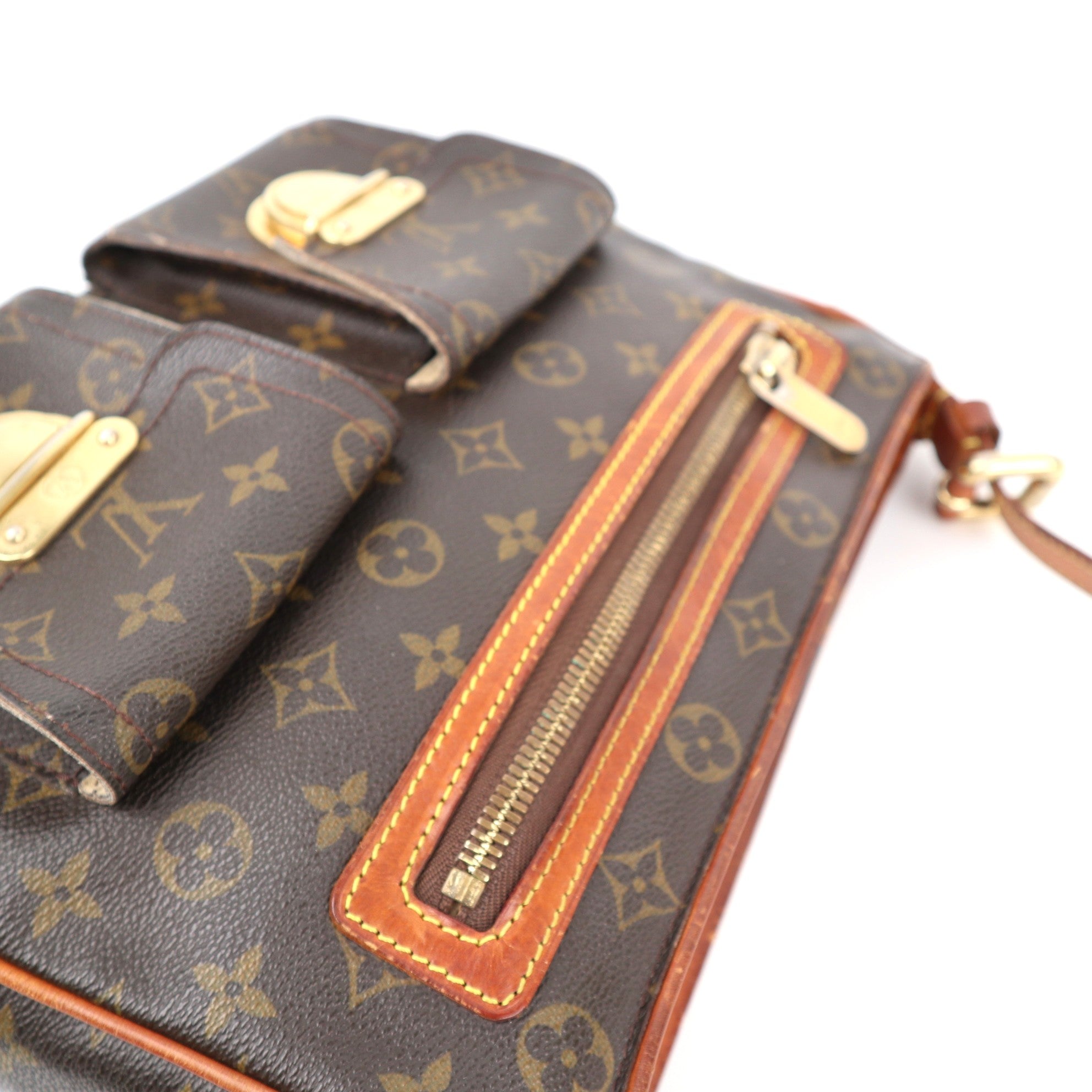 C1337 Louis Vuitton Hudson GM-Pre Owned
