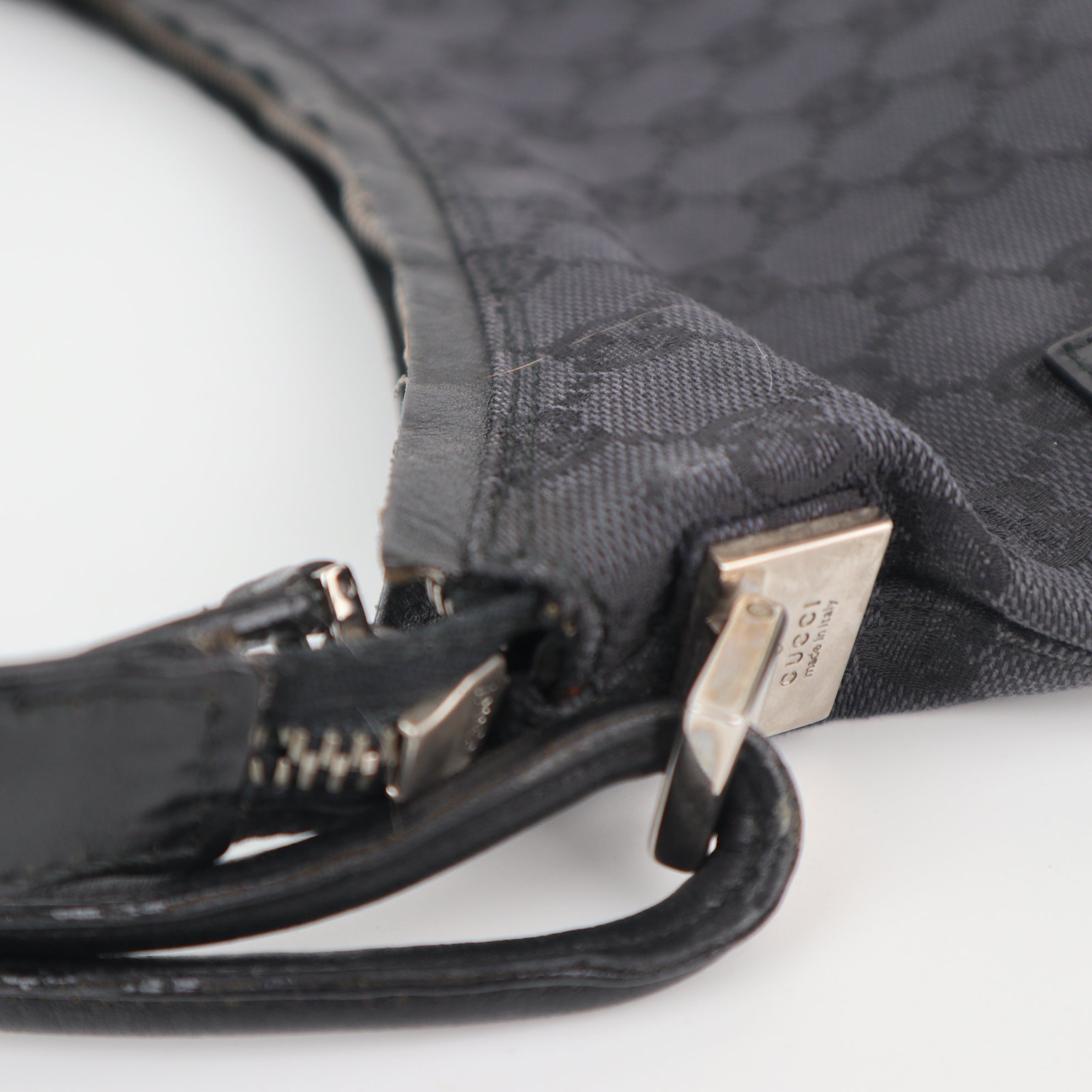 C2164 Gucci Tote Bag Vintage GG Canvas Shoulder Bag | Pre-Owned Very Good Brown GG Canvas