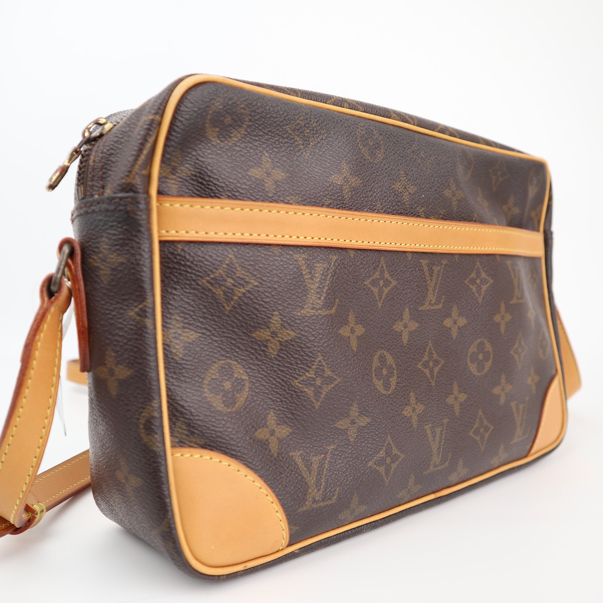 C1364R Louis Vuitton Monogram Trocadéro 30-Pre Owned