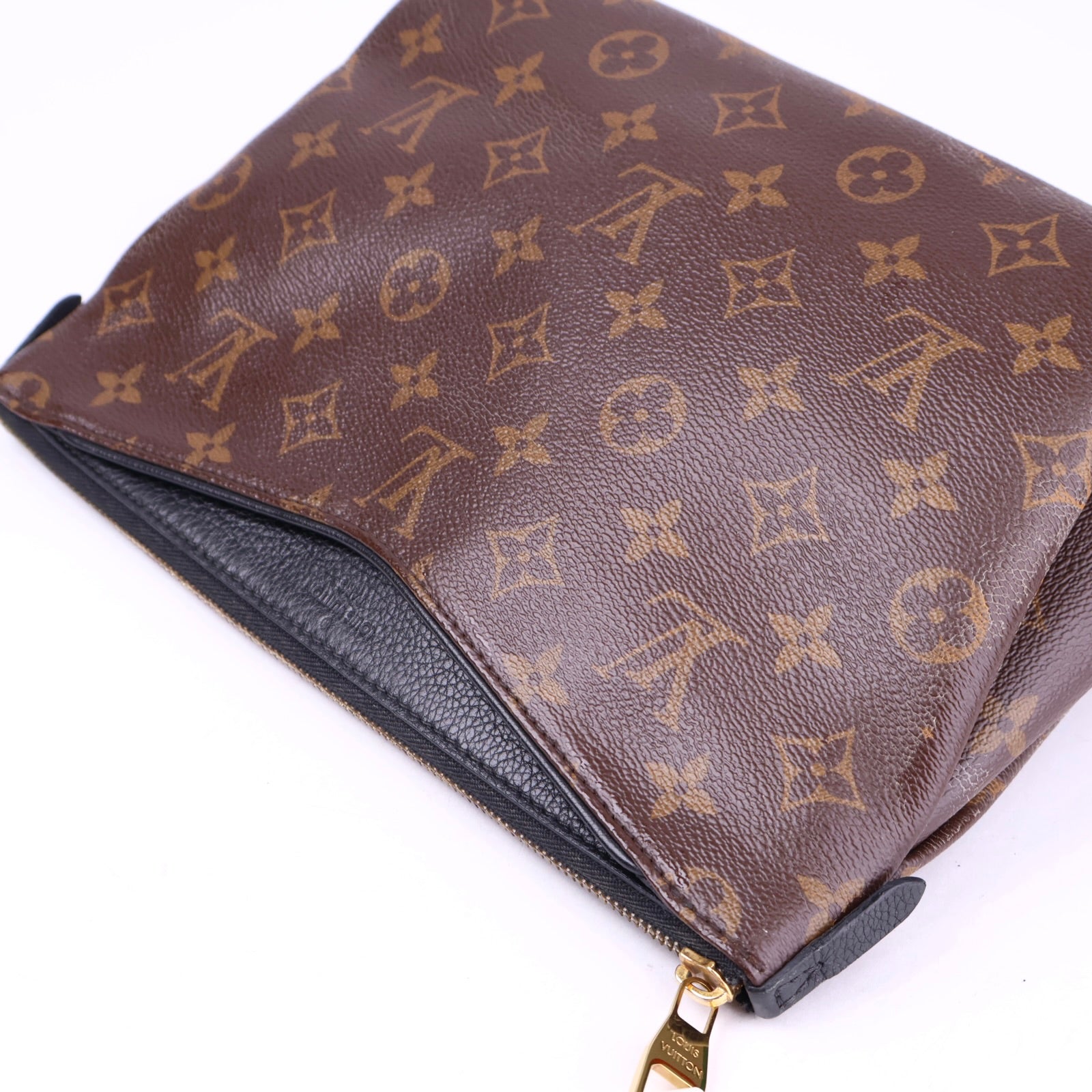 J3382 Louis Vuitton Black Monogram Canvas Pallas Beauty Case- Pre Owned