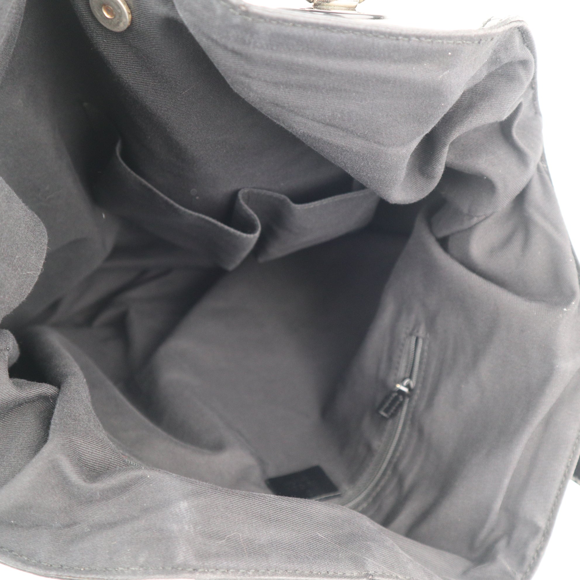 C2217 Gucci Tote Bag Full Moon Patent Leather Large Tote Bag | Pre-Owned Very Good Black patent leather