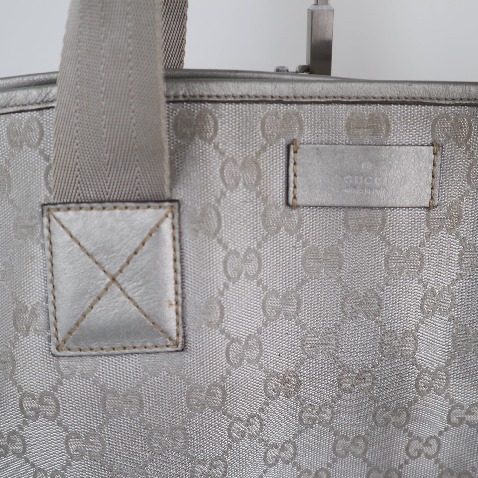 C2232 Gucci Tote Bag GG Web Large | Pre-Owned Very Good Silver Coated Canvas And Leather Trim