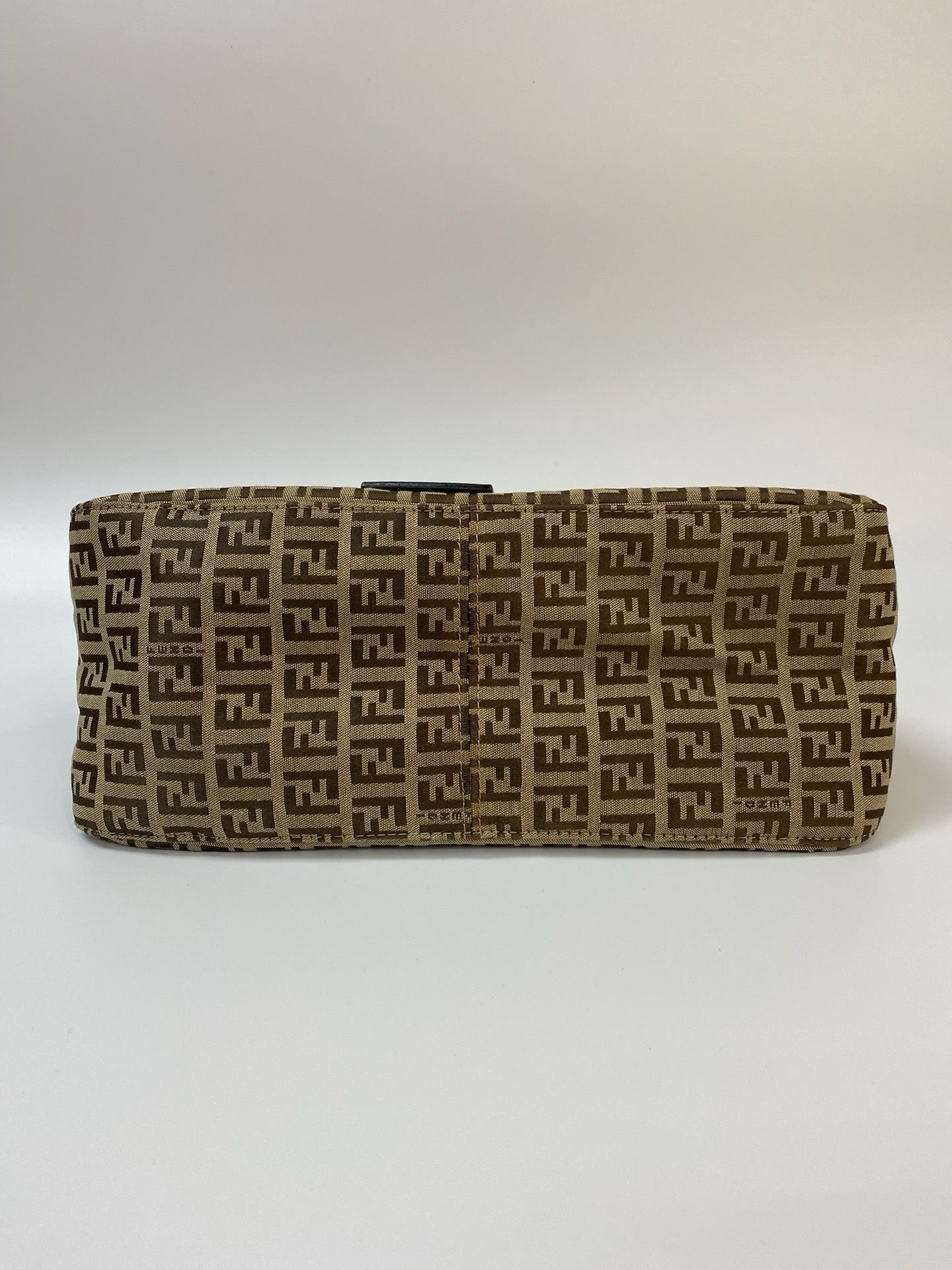 J2844 Fendi Shoulder Bag Brown Zucca Cancas Mamma Baguette handbag | Pre-Owned Brown Canvas FF Monogram