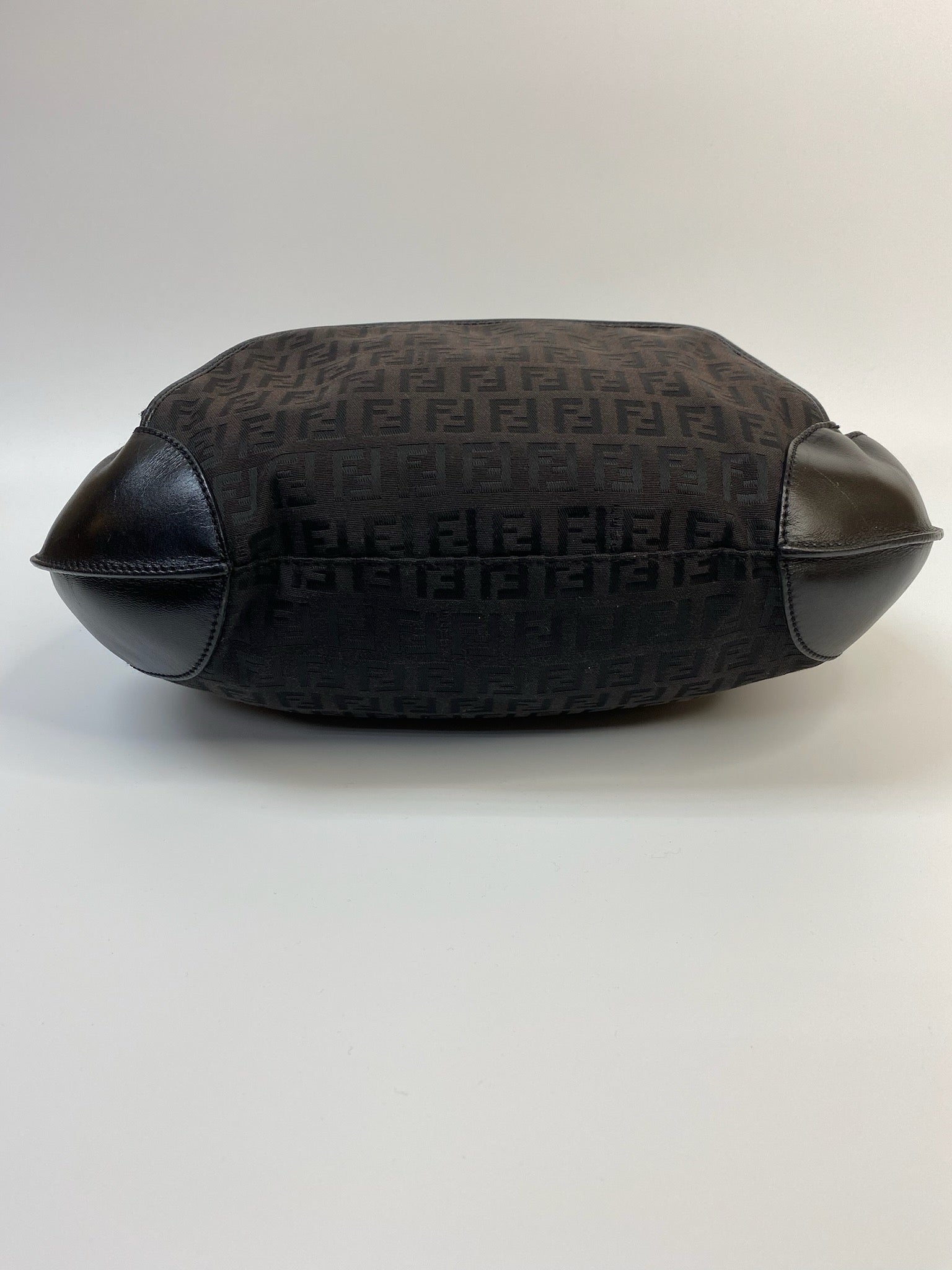 J2946 Fendi Shoulder Bag Black Zucchino Monogram Canvas Hobo Bag | Pre-Owned Black Canvas FF Monogram