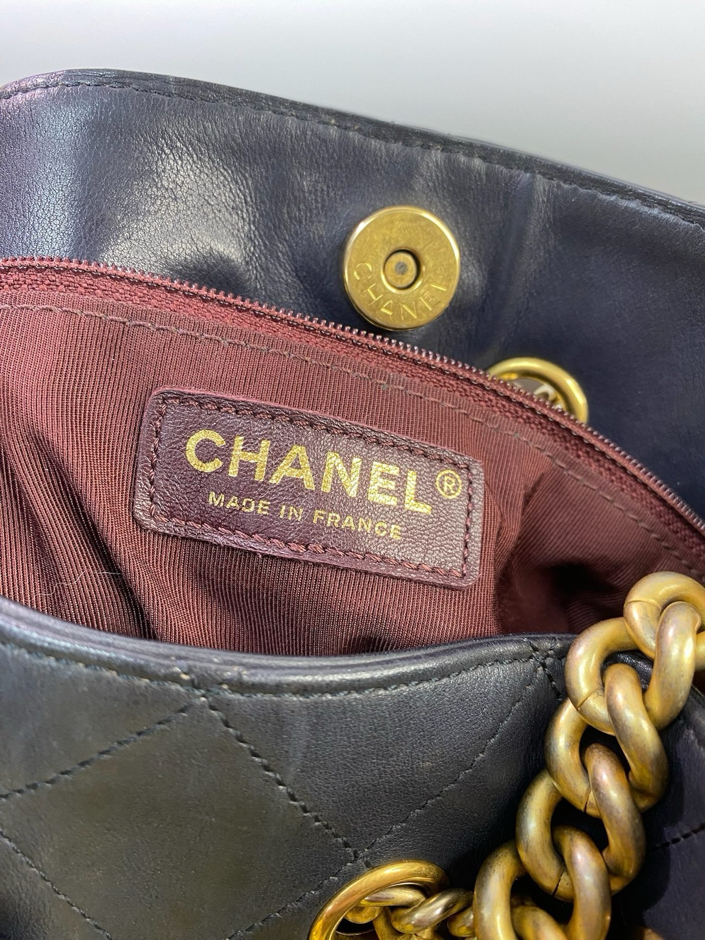 J2943 Chanel Shoulder Bag on my Should' Small Drawstring Bag | Pre-Owned