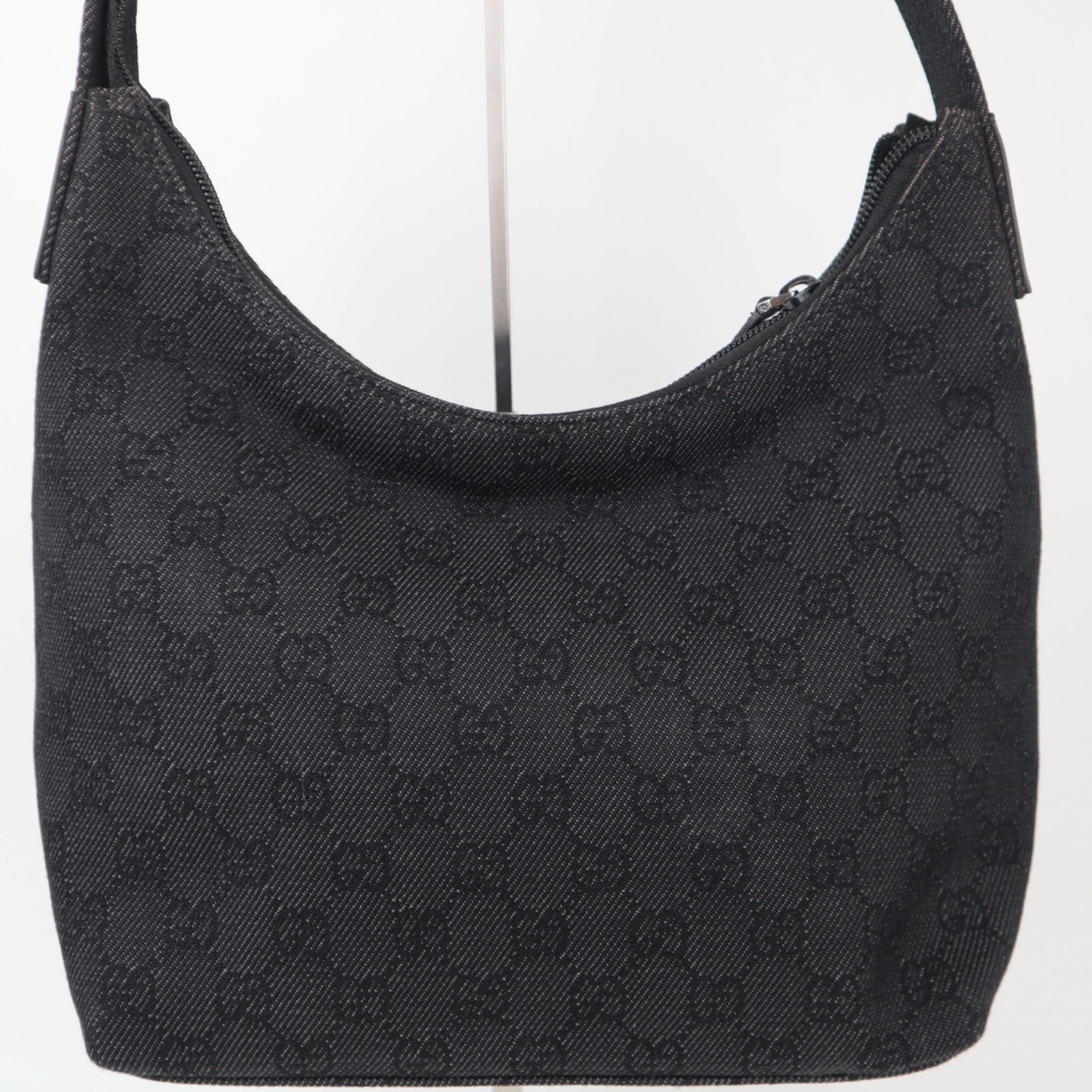 C2265 Gucci Shoulder Bag GG Denim Shoulder Bag Black | Pre-Owned Excellent Black Denim