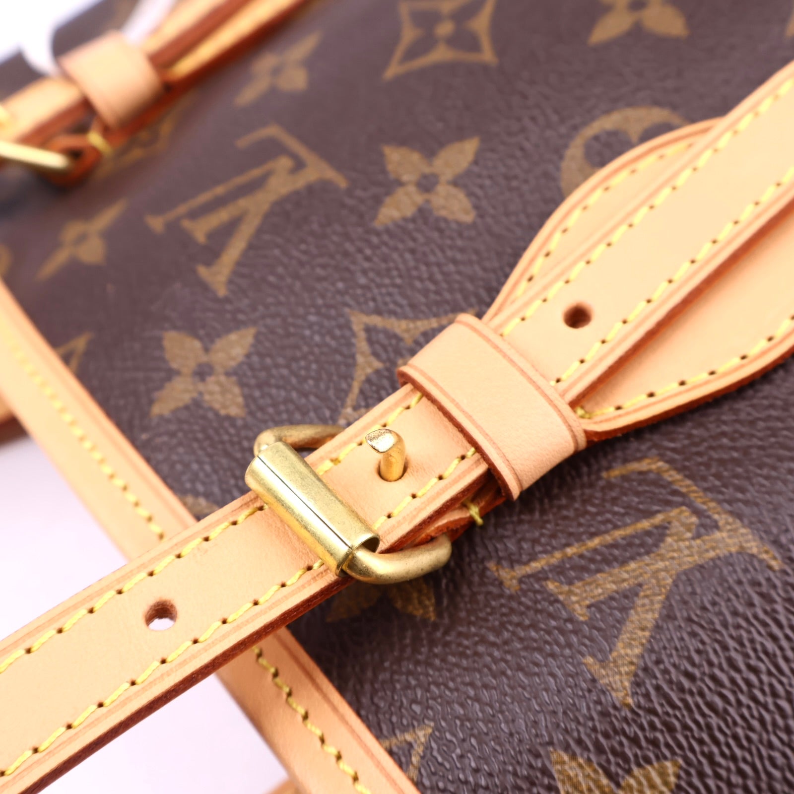 J3336R Louis Vuitton Monogram Canvas Petite Bucket Bag- Pre Owned