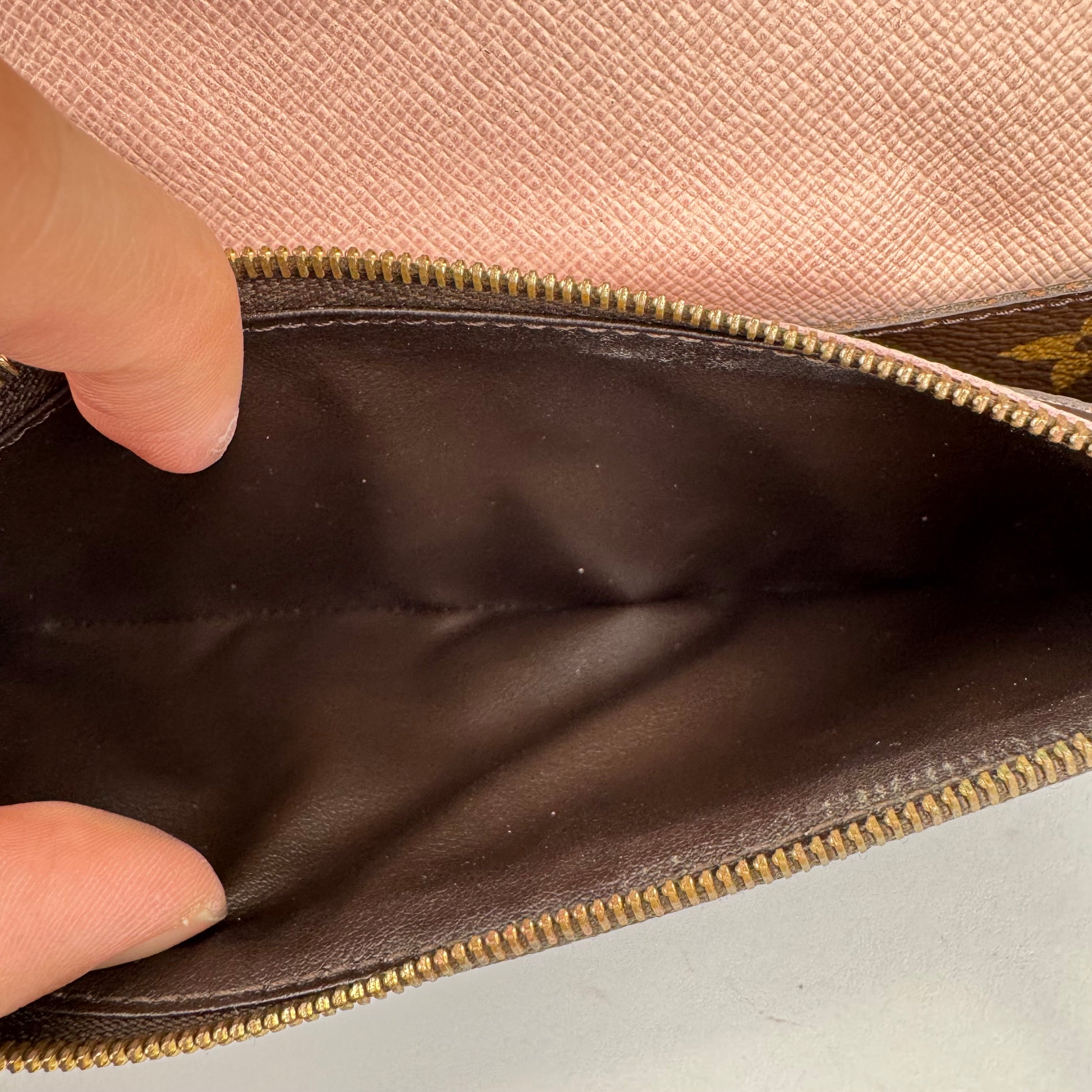 J1962 Louis Vuitton Monogram Canvas Emilie Wallet- Pre Owned