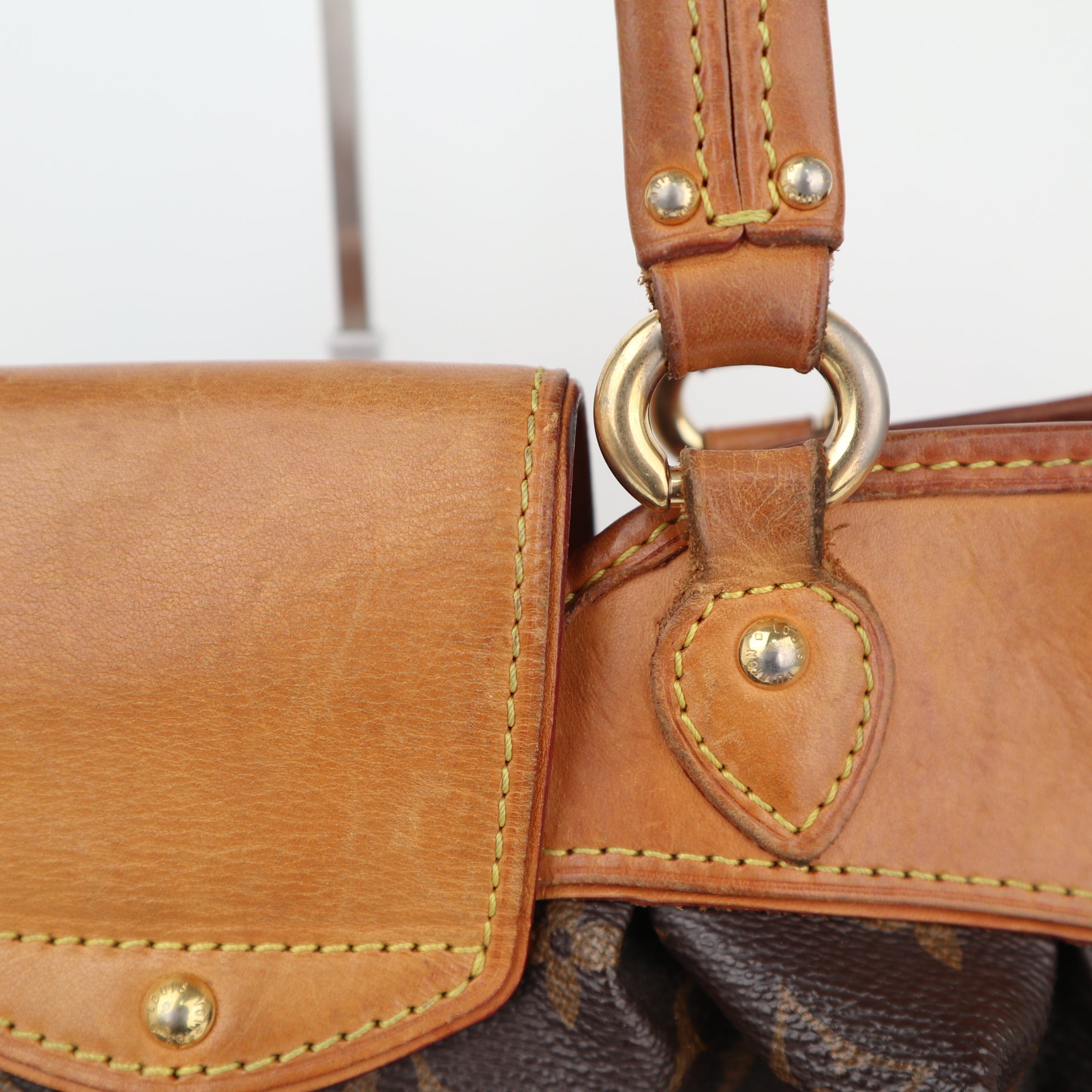C2359 Louis Vuitton Shoulder Bag Monogram Canvas Boetie PM Bag | Pre-Owned Very Good Brown Monogram Canvas