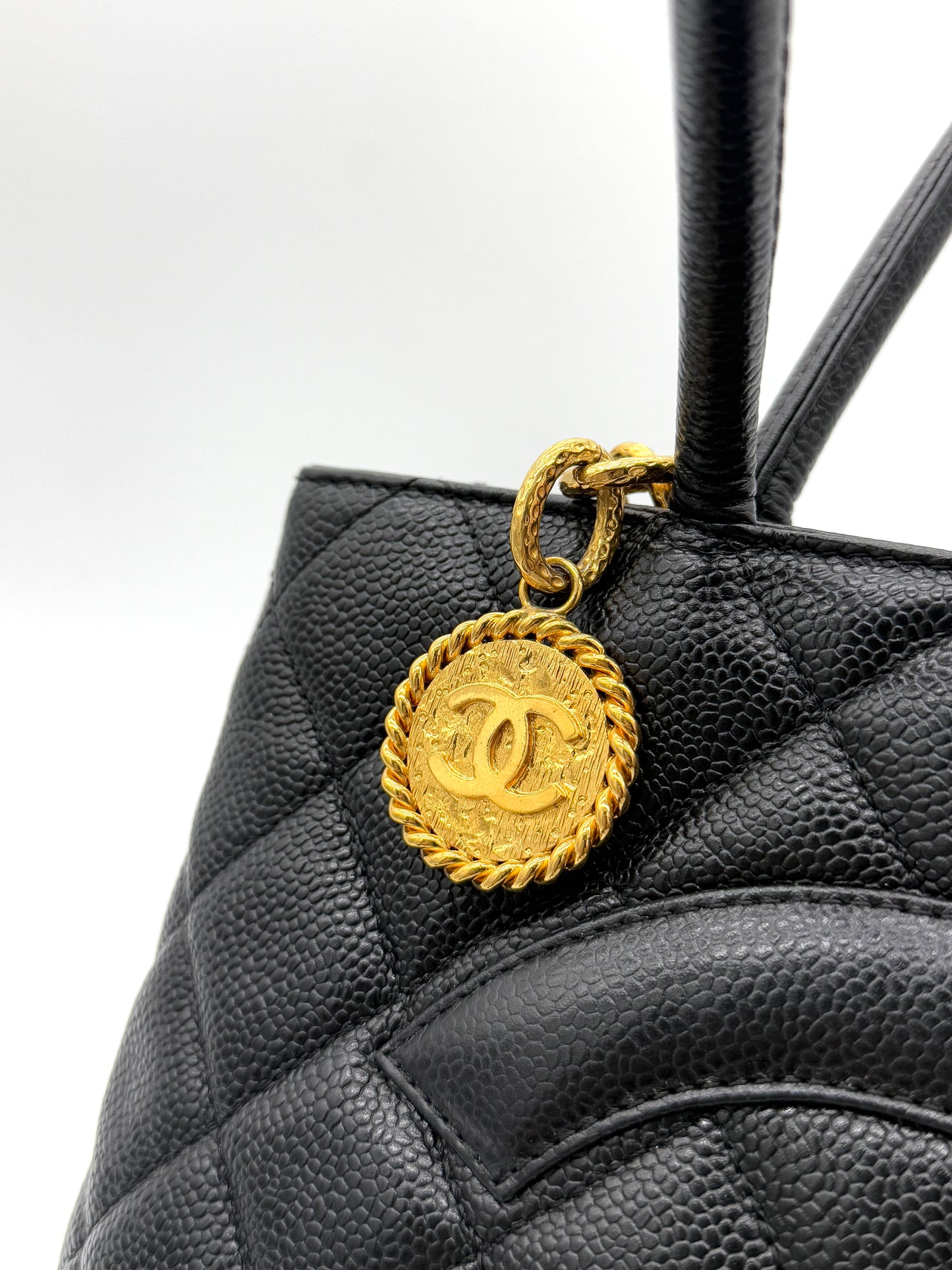 Chanel Médaillon Leather Tote Black Leather