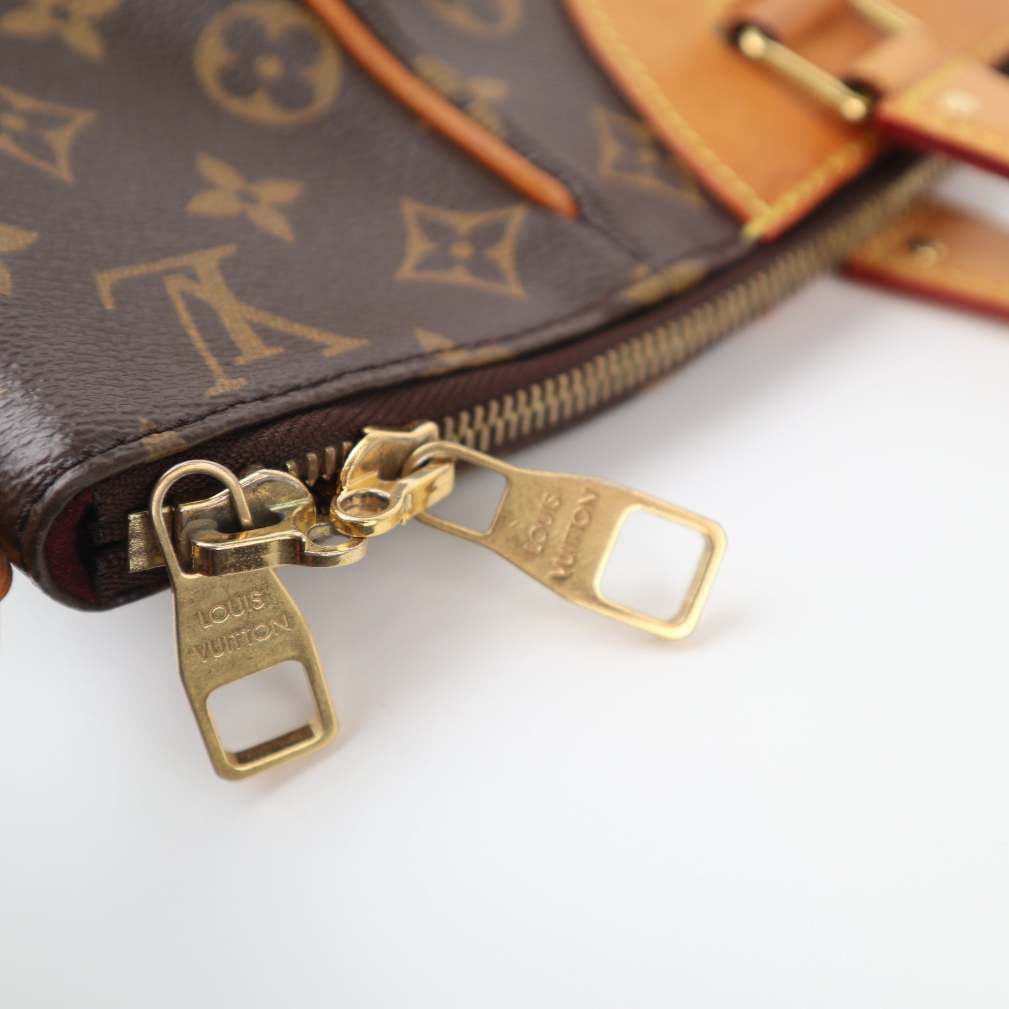 C2366 Louis Vuitton Shoulder Bag Monogram Estrela NM | Pre-Owned Very Good Brown Canvas Monogram