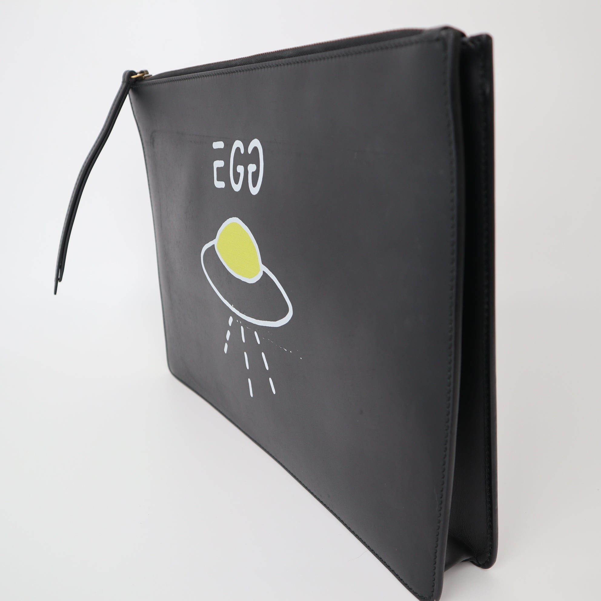 OC2007 Gucci Calfskin Egg Pouch Black -Pre Owned