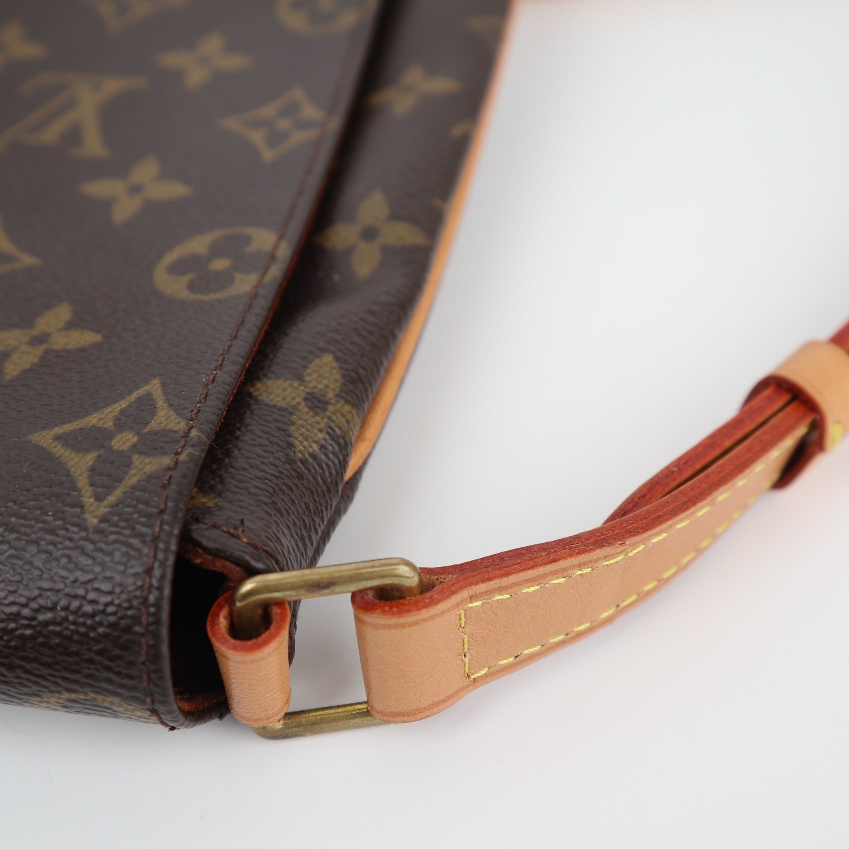 Louis Vuitton Musette Salsa Shoulder Bag C1519R | Pre-Owned Excellent Brown Monogram Canvas
