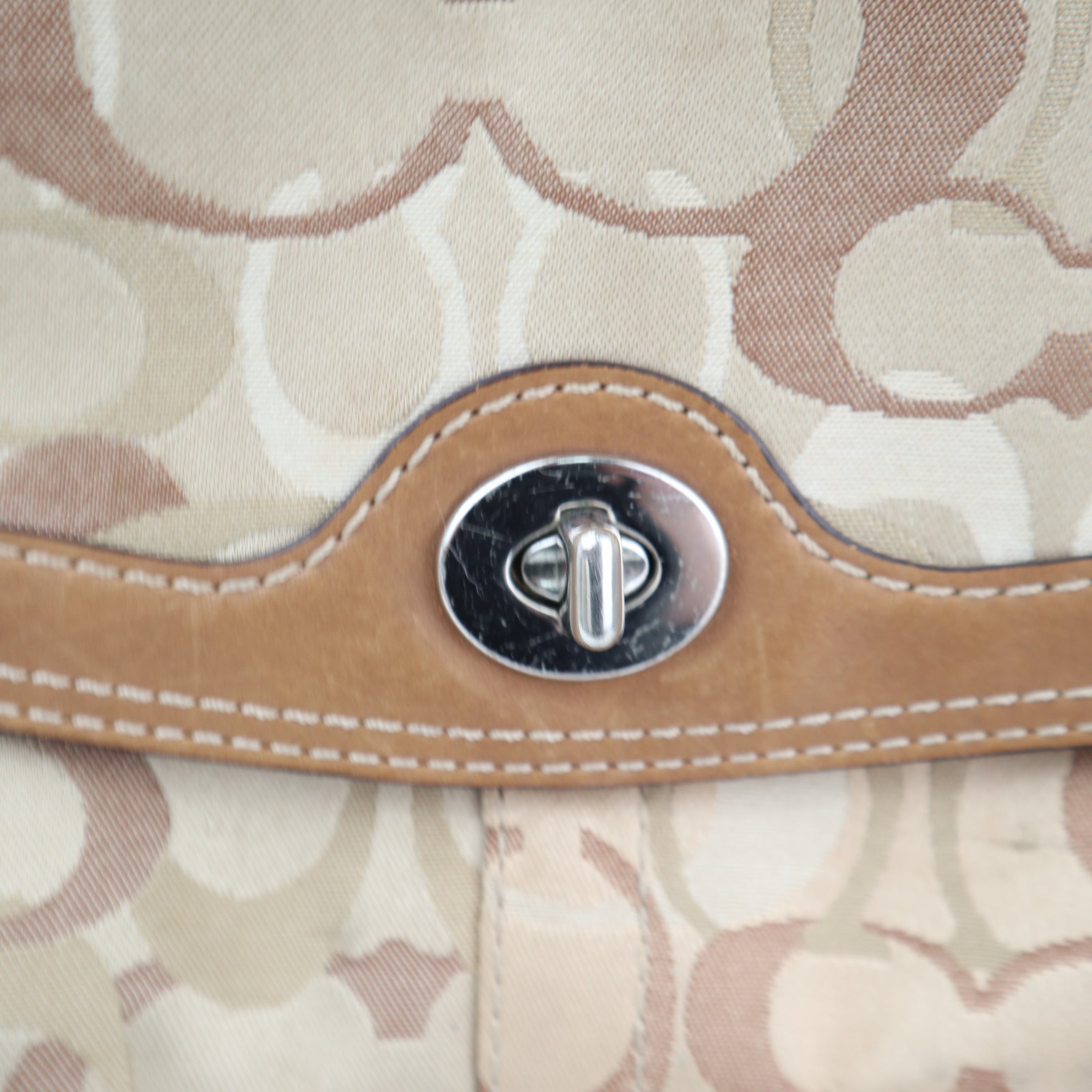 C2404# Coach Shoulder Bag Chelsea | Pre-Owned Very Good