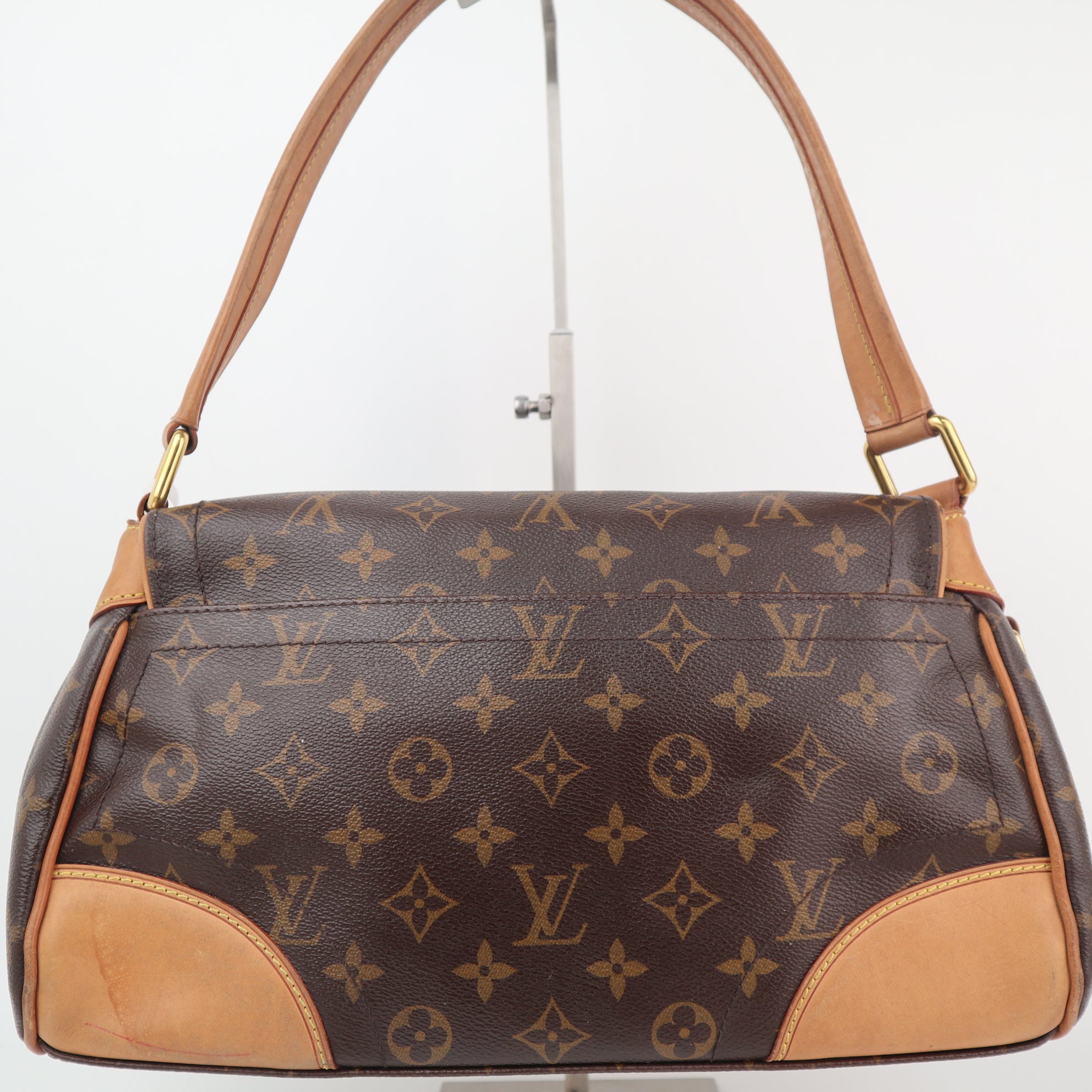 C2410 Louis Vuitton Shoulder Bag Monogram Beverly MM | Pre-Owned Very Good Brown Monogram monogram coated canvas, vachetta leather trim