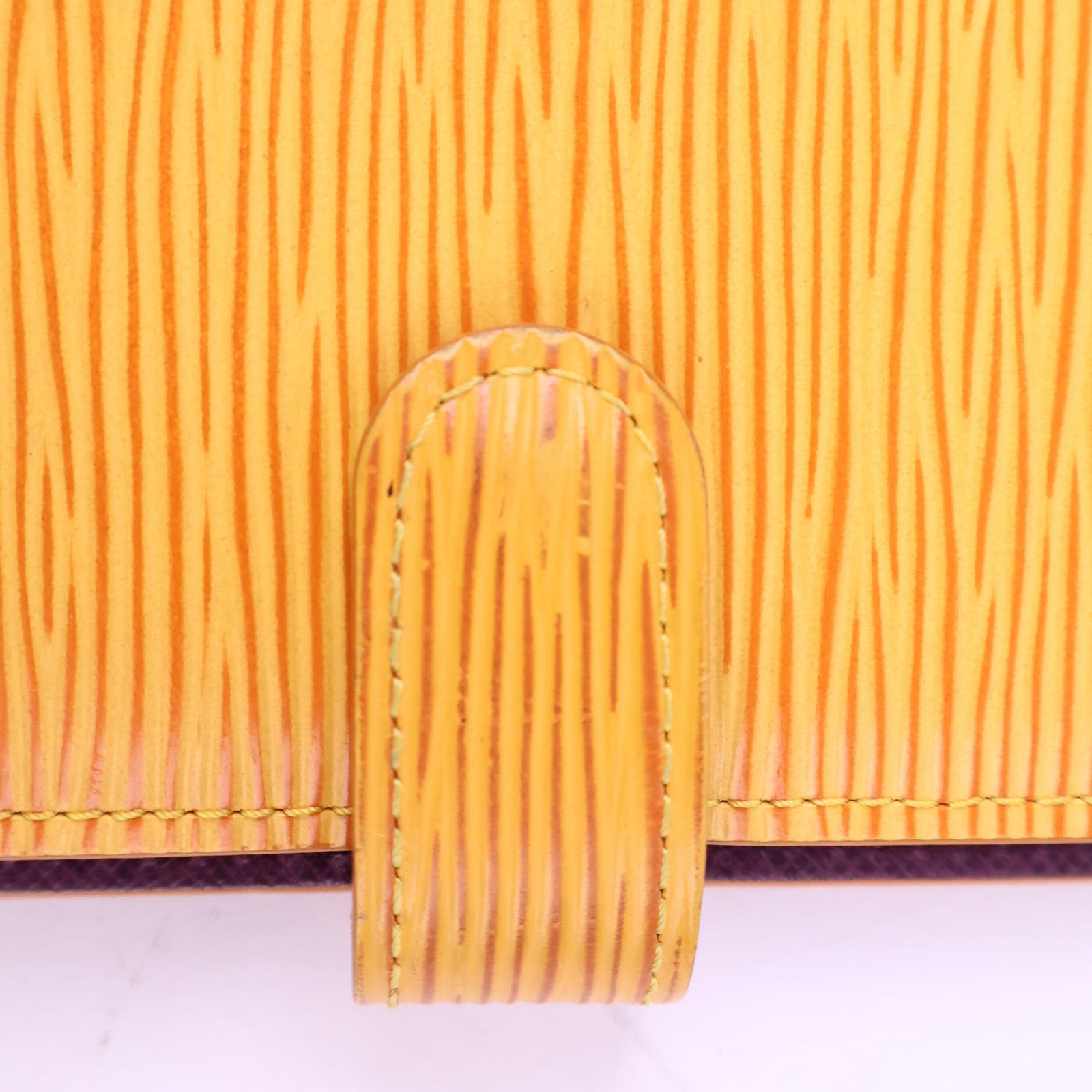 Louis Vuitton Epi Small Ring Agenda Cover Tassil Small Leather Good J3021 | Pre-Owned Like New Leather