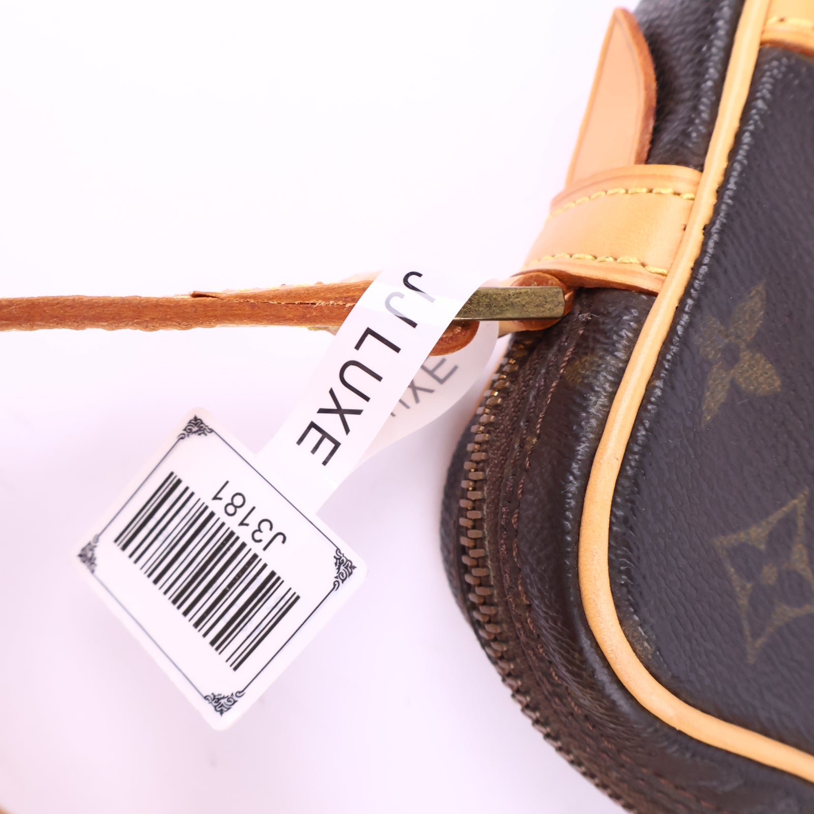 Louis Vuitton Monogram Pochette Marly Dragonne 22 Crossbody Bag J3181R | Pre-Owned Excellent Red Monogram Canvas