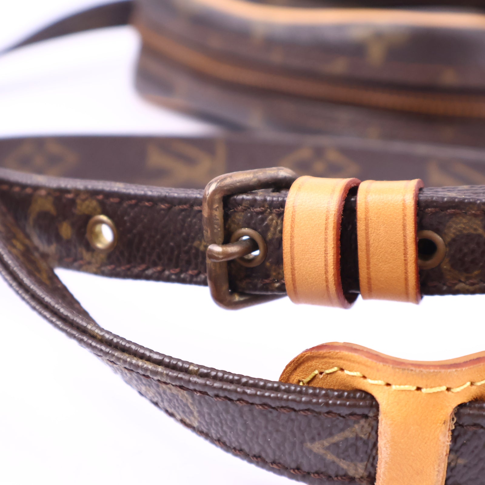 Louis Vuitton Amazon bag Crossbody Bag J3180R | Pre-Owned Excellent
