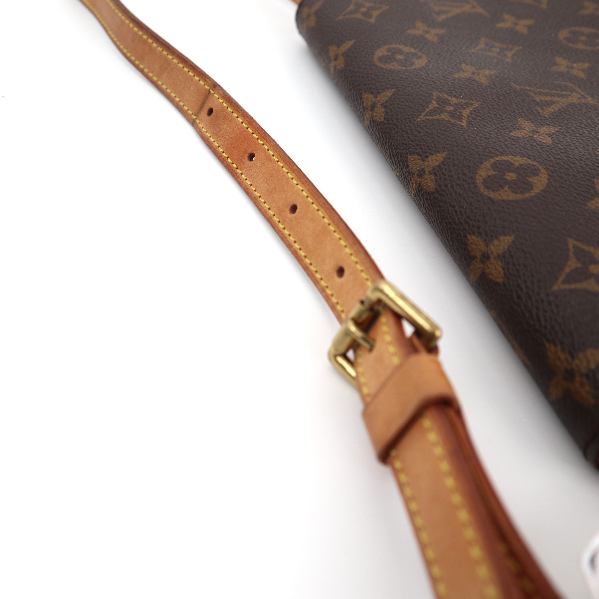 Louis Vuitton Monogram Musette Tango Crossbody Bag C1536 | Pre-Owned Very Good Tan Monogram Canvas