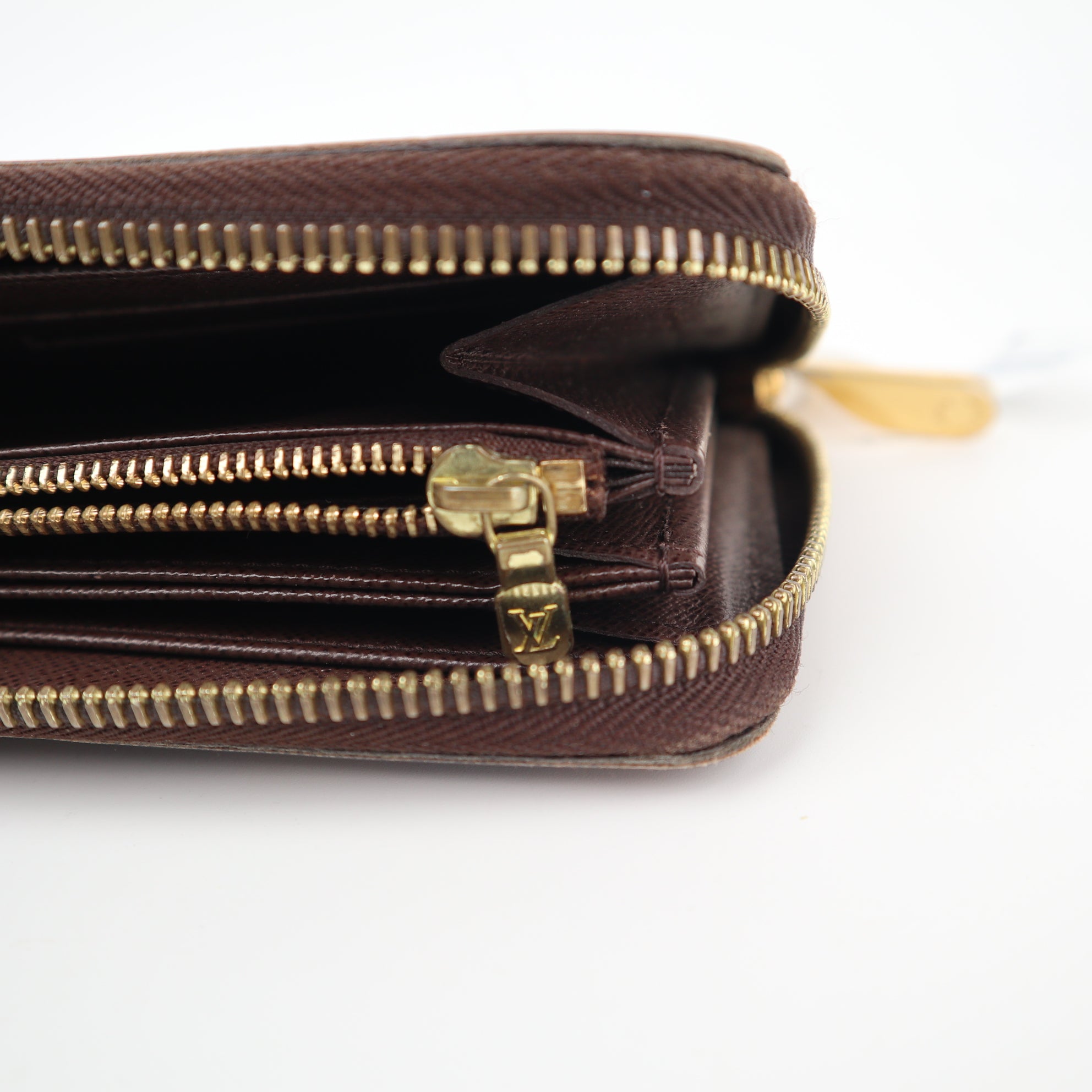 Louis Vuitton Damier Ebene Zippy Wallet Wallet C1538 | Pre-Owned Very Good Brown Damier Ebene Canvas