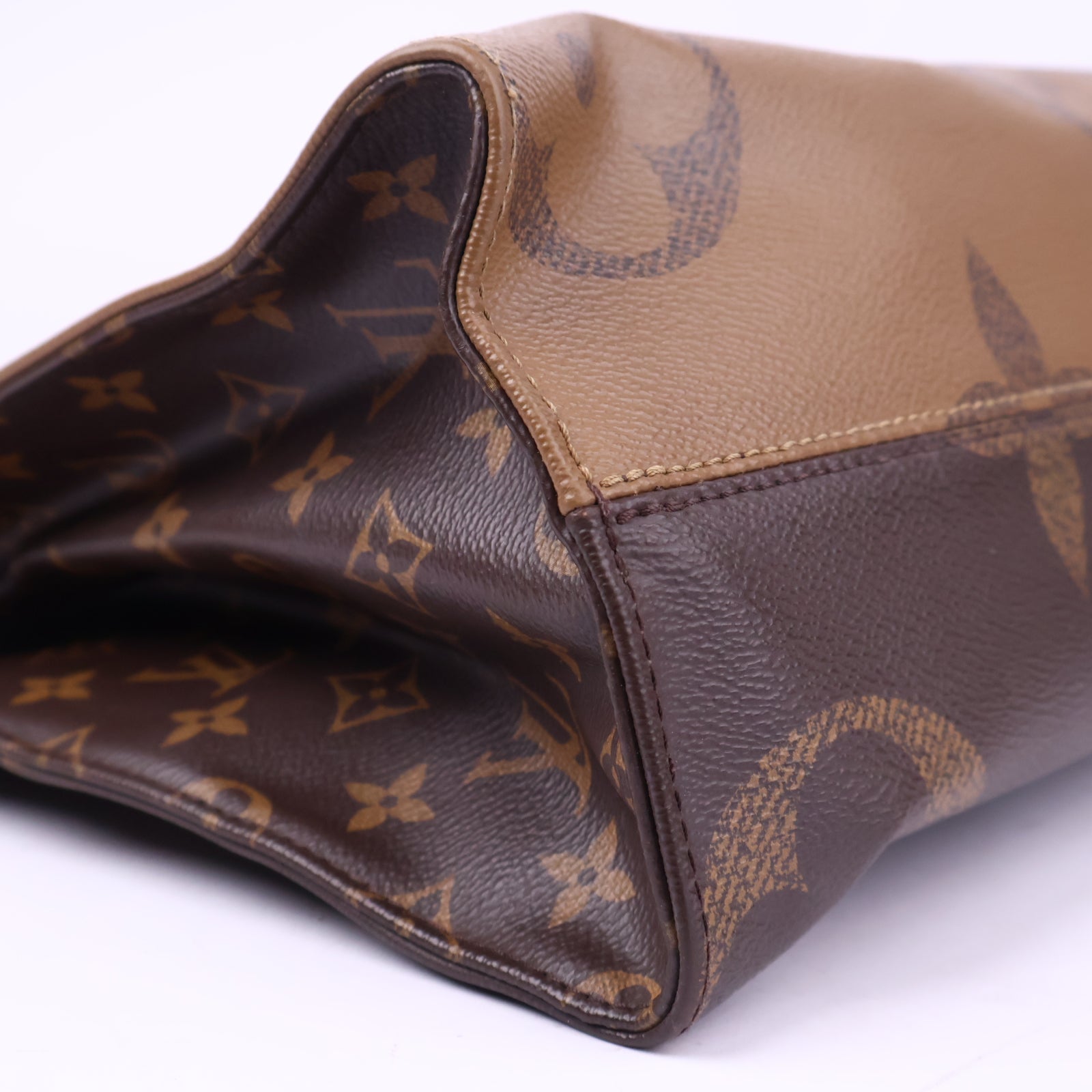 Louis Vuitton OnTheGo MM Tote Bag J3054 | Pre-Owned Like New