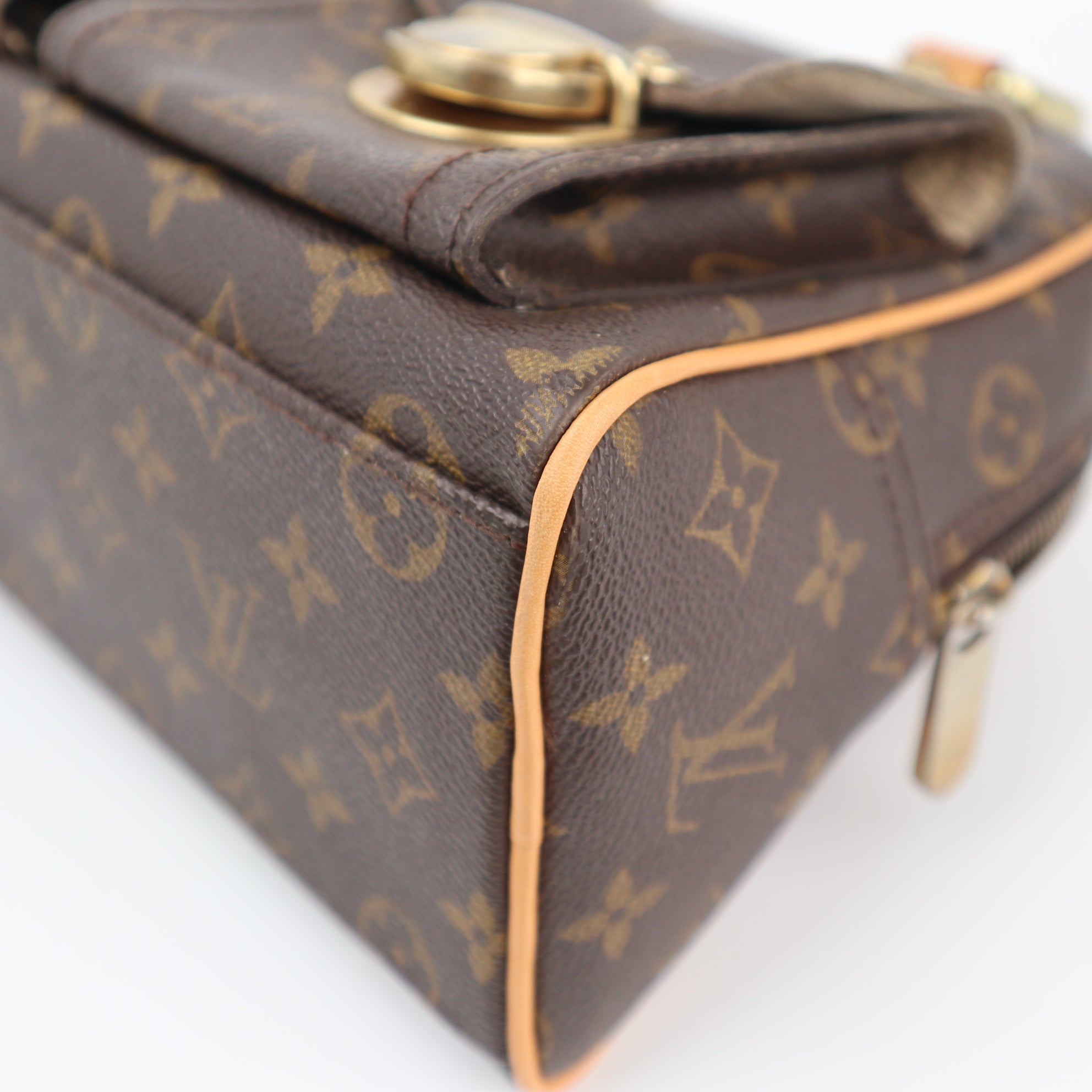 Louis Vuitton Monogram Manhattan PM Shoulder Bag C1566R | Pre-Owned Very Good Brown Monogram Canvas