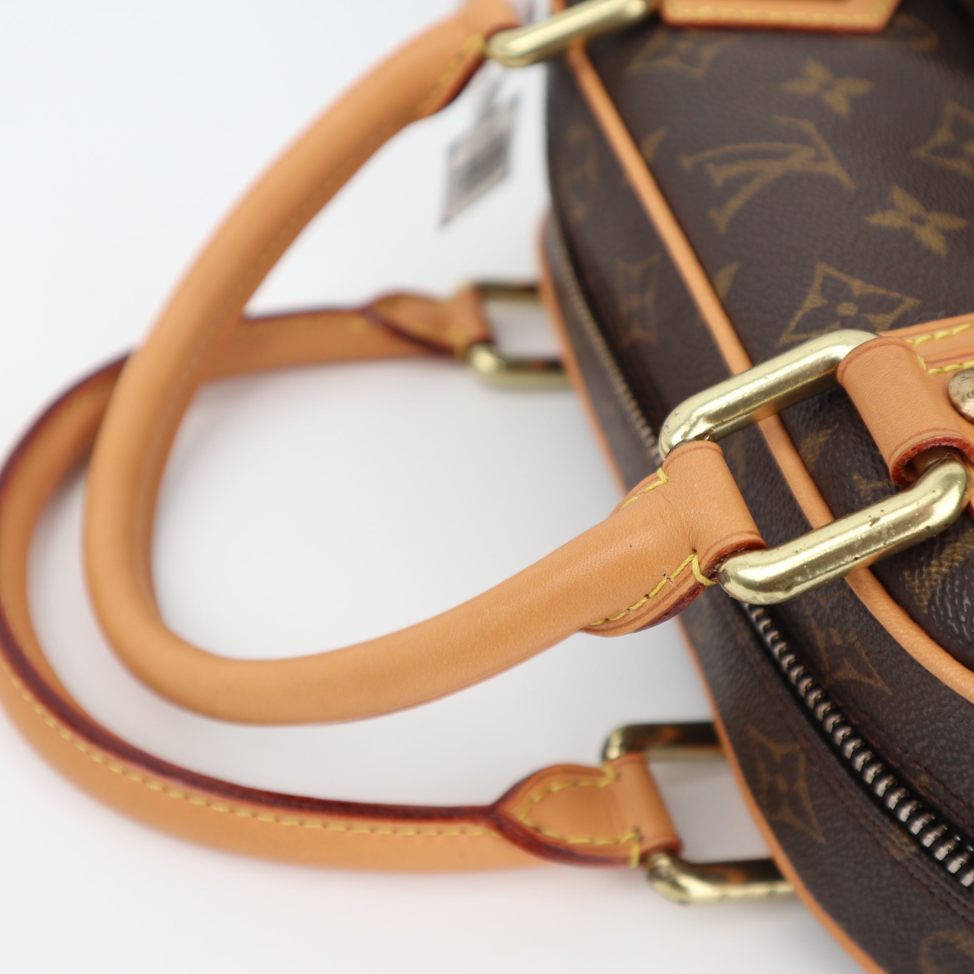 Louis Vuitton Monogram Manhattan PM Shoulder Bag C1566R | Pre-Owned Very Good Brown Monogram Canvas