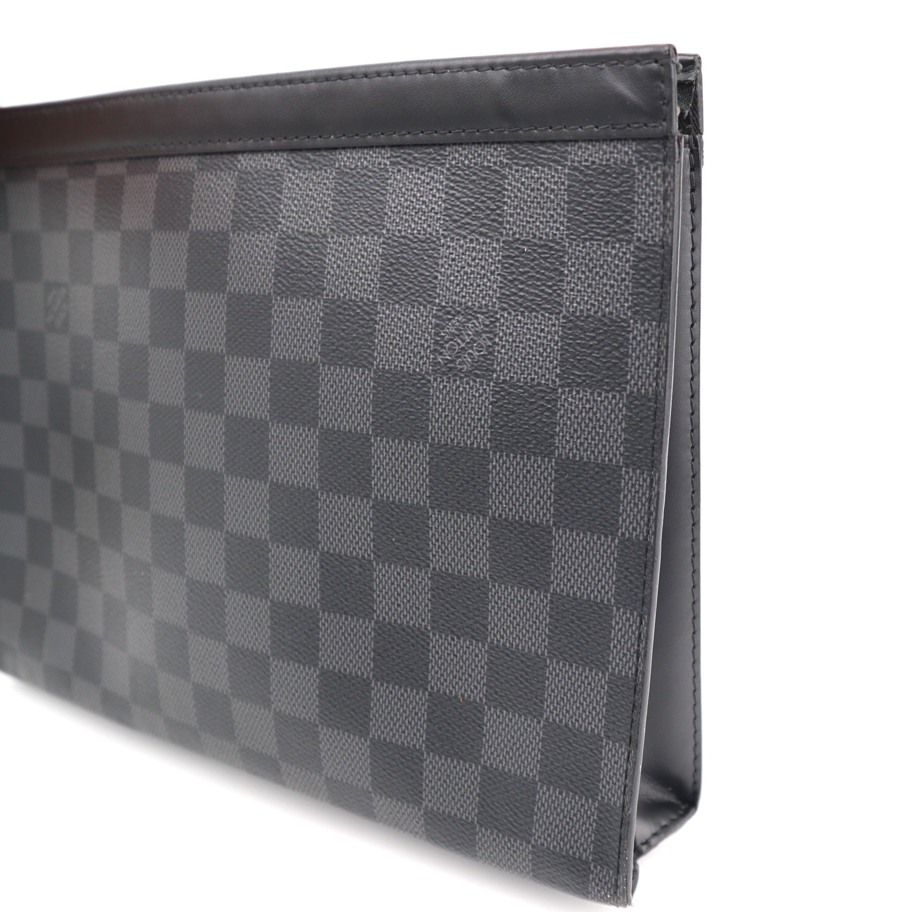 Louis Vuitton Damier Graphite Pochette Voyage MM Clutch Bag C1570 | Pre-Owned Excellent Black / Grey Damier Graphite Canvas