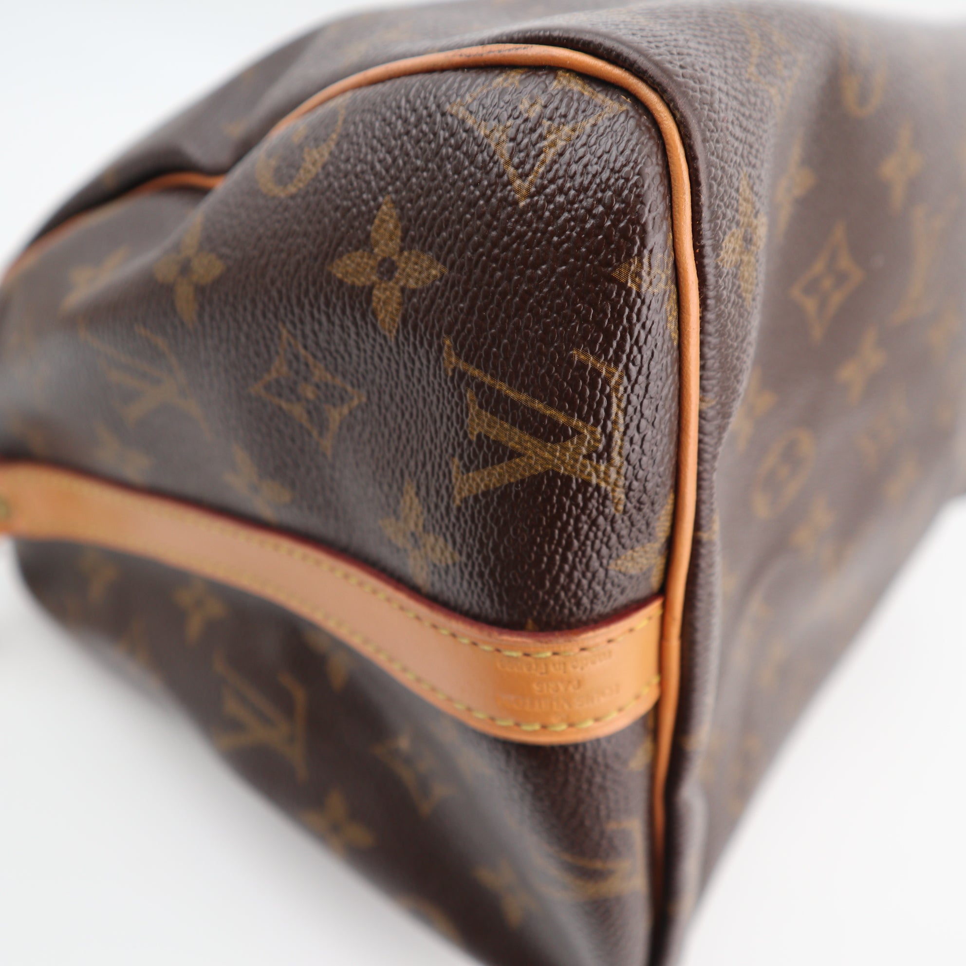Louis Vuitton Monogram Speedy Bandoulière 30 Top Handle Bag C1573 | Pre-Owned Very Good Brown Monogram Canvas