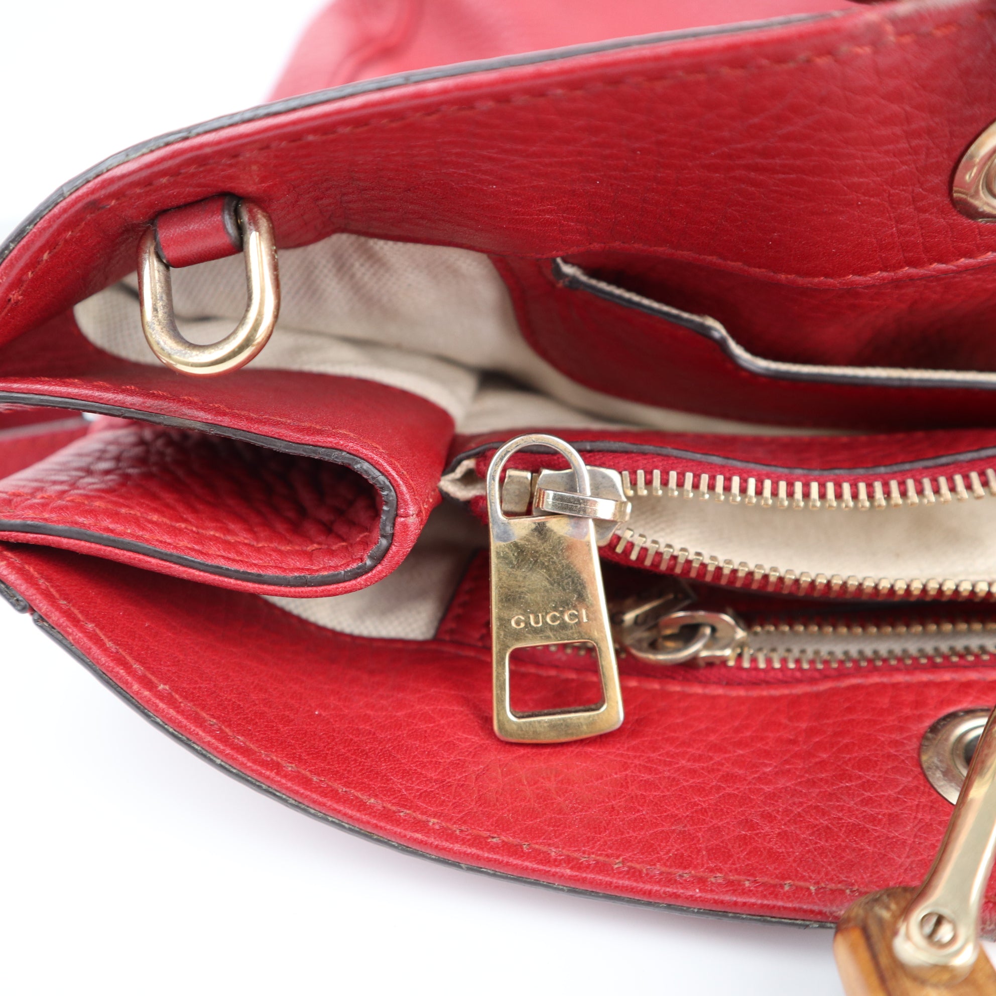 Gucci Pebbled Calfskin Medium Bamboo Shopper Tote Red Top Handle Bag C1577 | Pre-Owned Very Good Brown Pebbled Leather