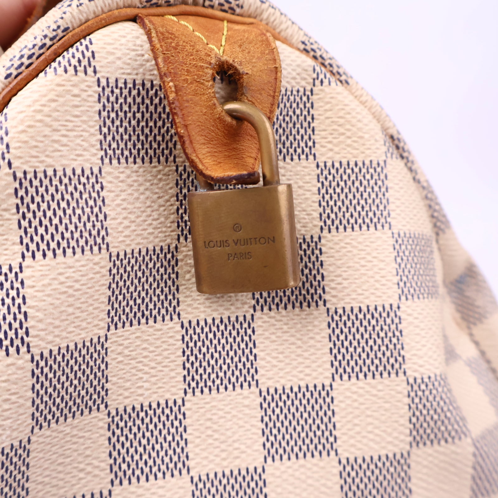 J3202 Louis Vuitton Top Handle Bag Damier Azur Speedy 35 | Pre-Owned Very Good White / Blue Damier Azur Canvas
