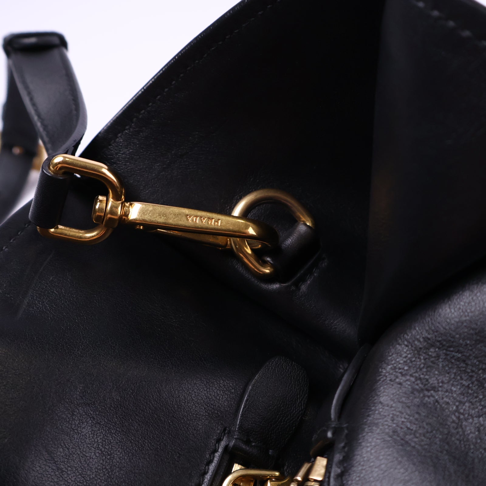 J3004 Prada Tote Bag Front Pocket Wing Convertible Soft Calf Tote Bag | Pre-Owned Like New Leather
