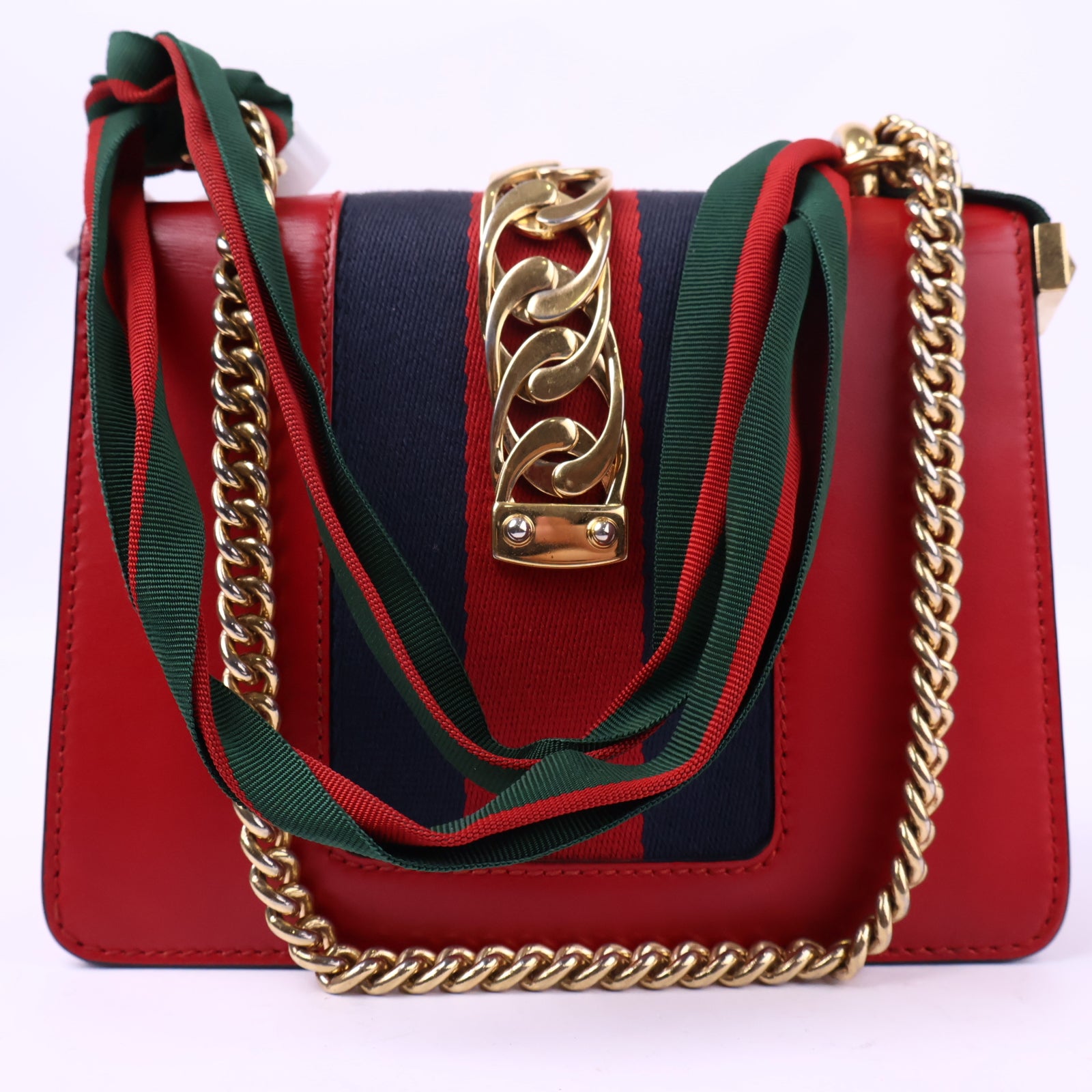 J2996 Gucci Shoulder Bag Sylvie Mini Chain Shoulder Bag | Pre-Owned Like New Leather