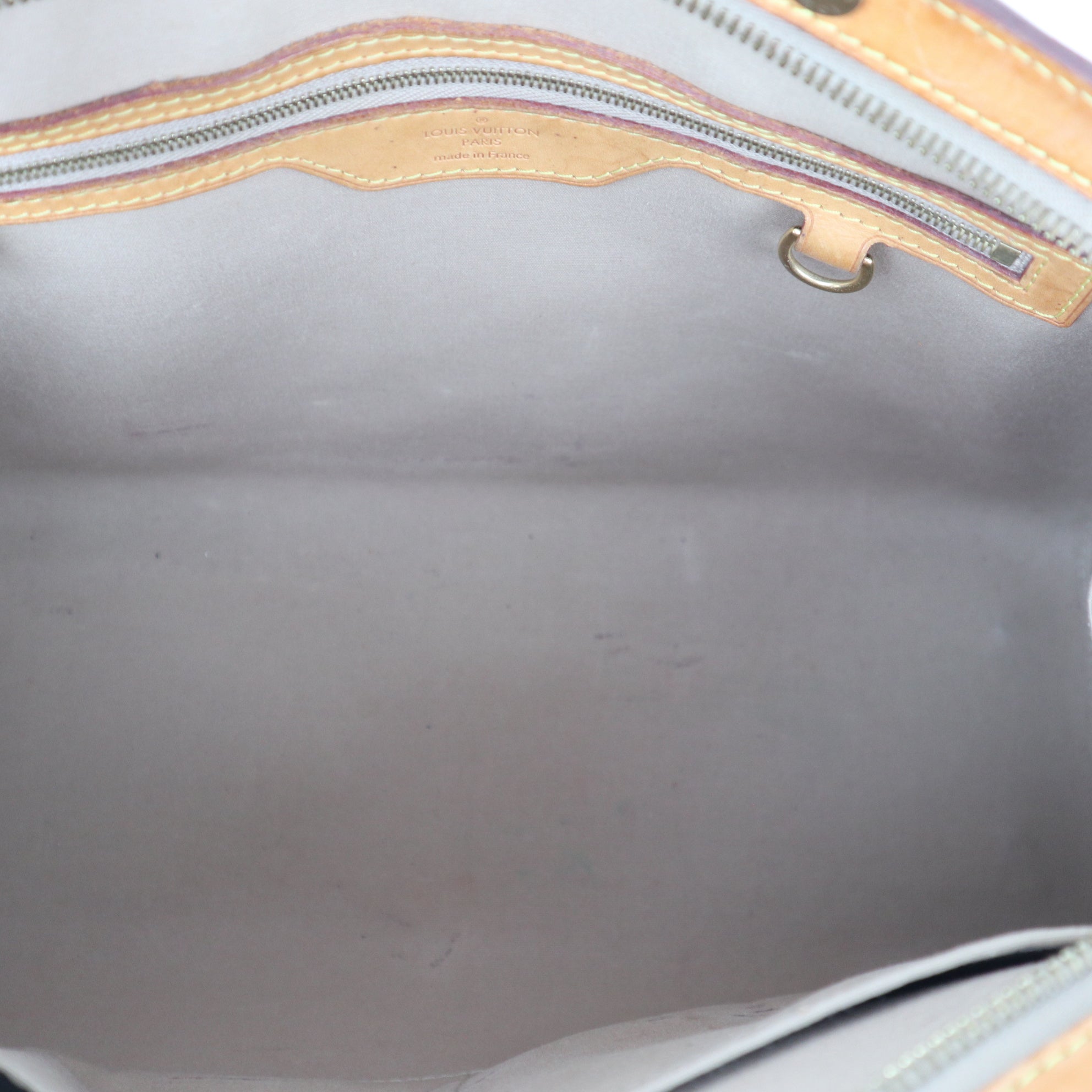 C1025 Louis Vuitton Brea Patent Monogram MM Leather Handbag-Pre Owned