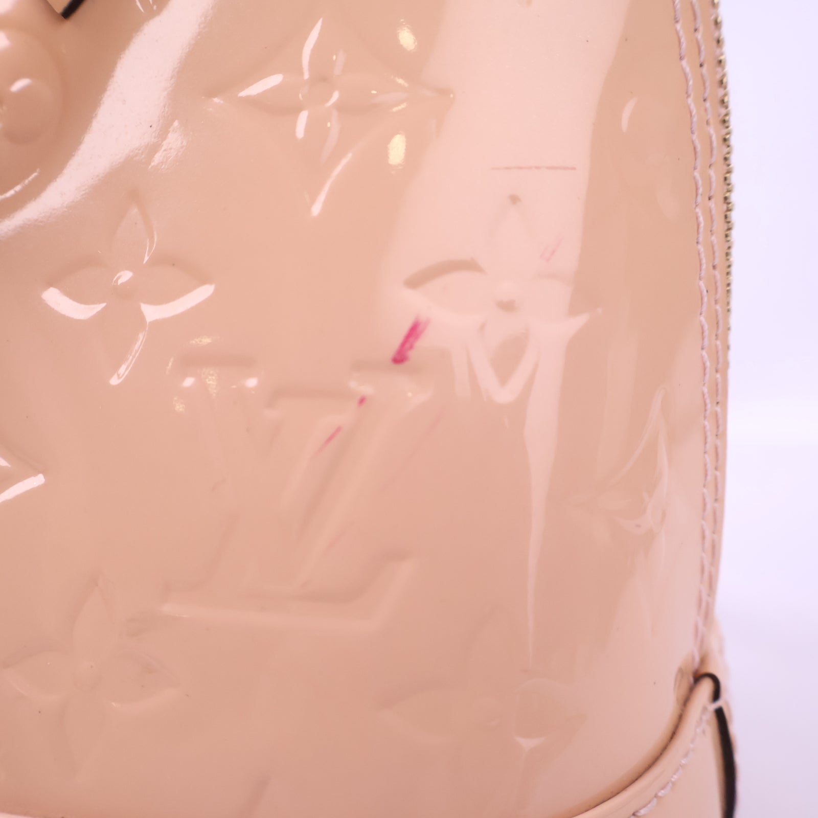 J3008 Louis Vuitton Top Handle Bag Alma BB Rose Angelique Monogram Vernis | Pre-Owned Like New Pink Monogram Vernis Canvas, Leather, Patent leather