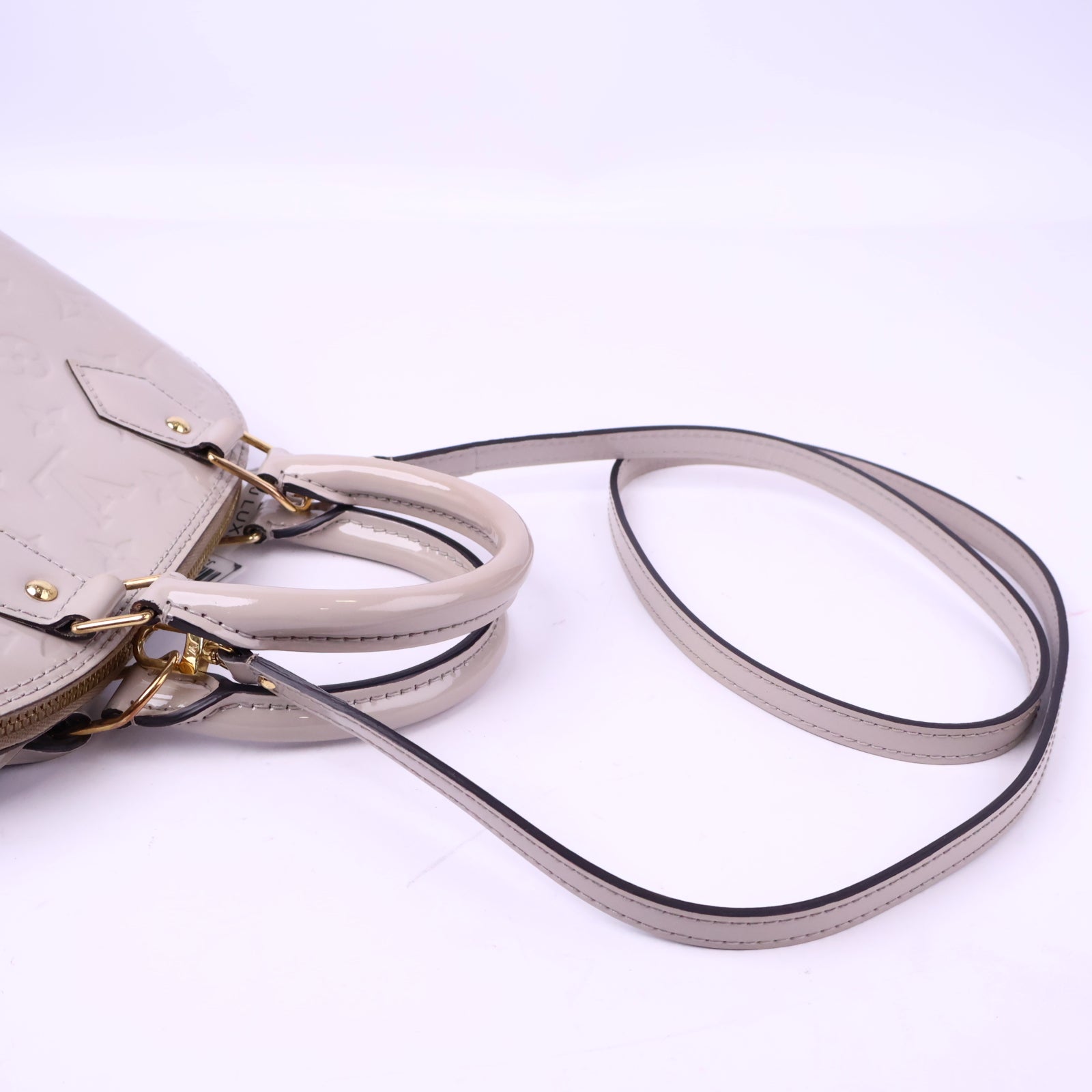 J3005 Louis Vuitton Top Handle Bag Alma BB Artsy White Monogram Vernis | Pre-Owned Like New White Monogram Vernis Canvas, Leather, Patent leather