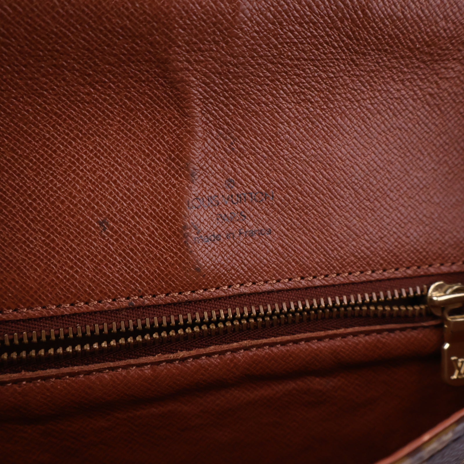 J3192 Louis Vuitton Crossbody Bag Saint Cloud GM Monogram | Pre-Owned Excellent Brown Coated canvas, leather trim Monogram