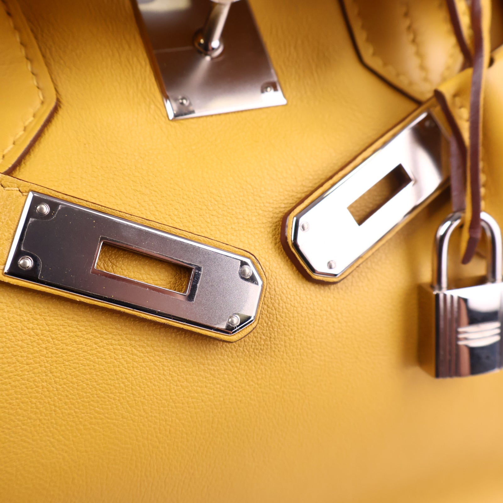 J3217 Hermes Top Handle Bag Birkin 30 | Pre-Owned Like New Swift leather