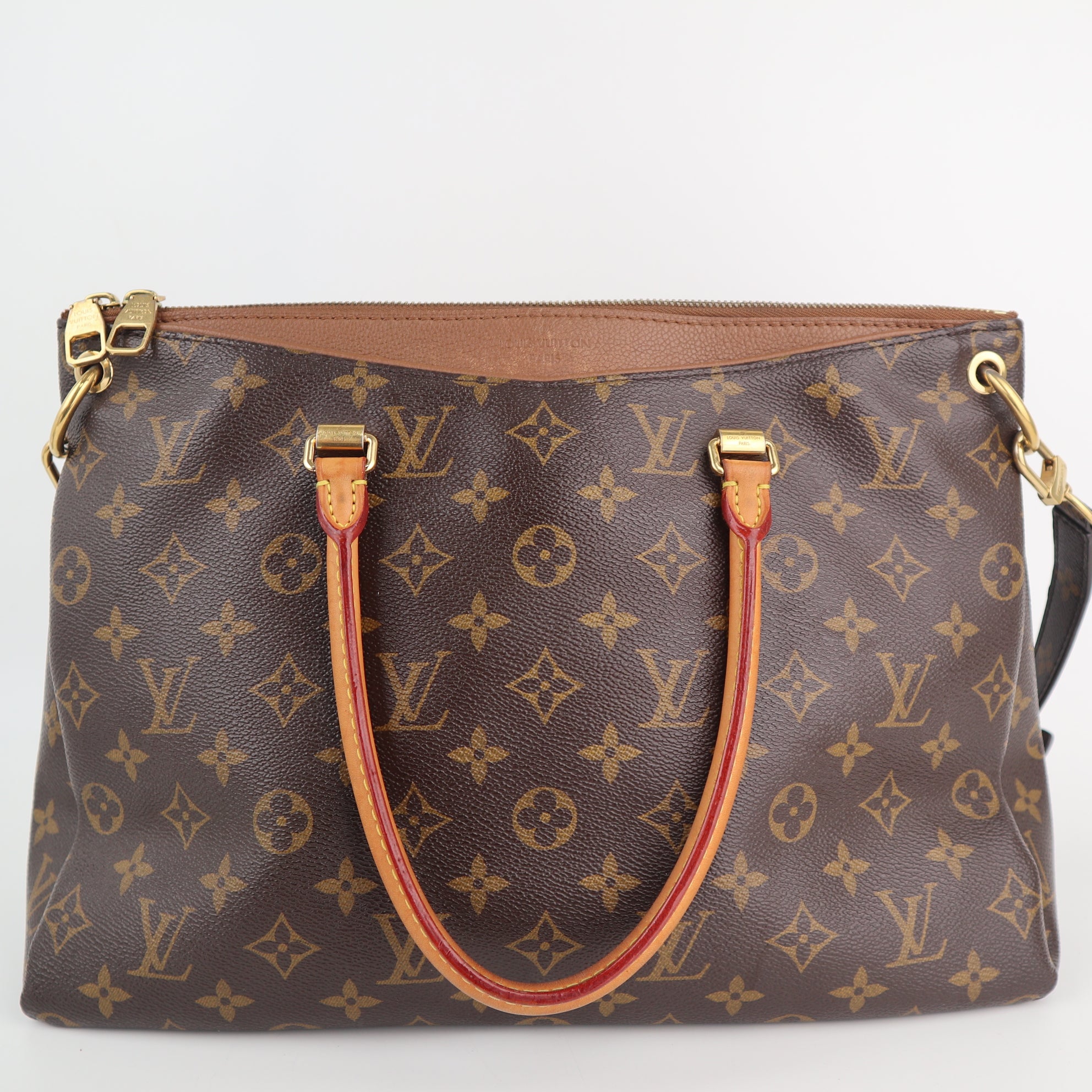 C2458 Louis Vuitton Shoulder Bag Pallas MM Monogram Canvas | Pre-Owned Very Good Brown Monogram Canvas