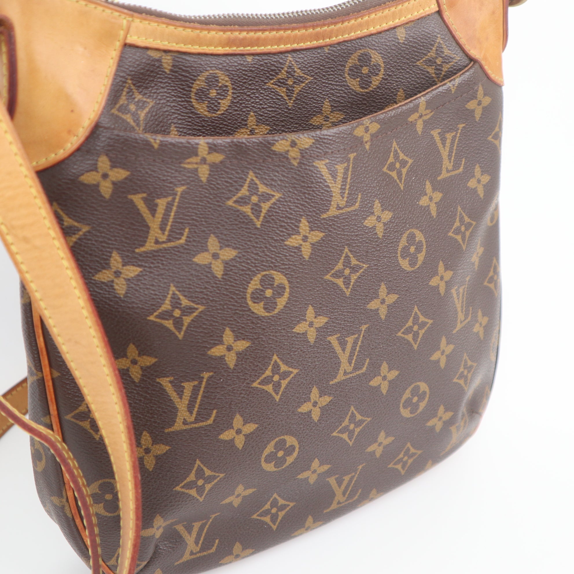 C1055 Louis Vuitton Odeon Handbag Monogram Canvas PM crossbody bag-Pre Owned