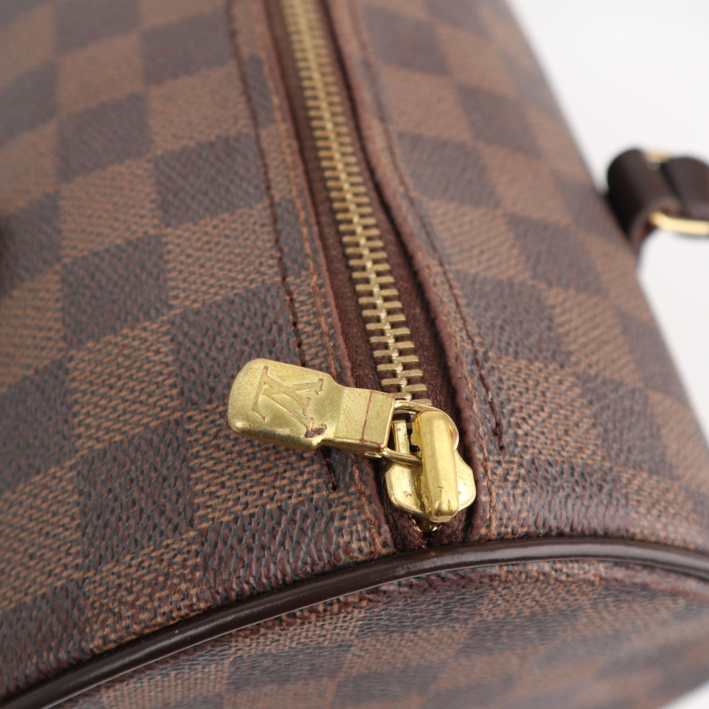 Louis Vuitton Damier Ebene Papillon 30 Shoulder Bag C1603R | Pre-Owned Very Good Brown Damier Ebene Canvas
