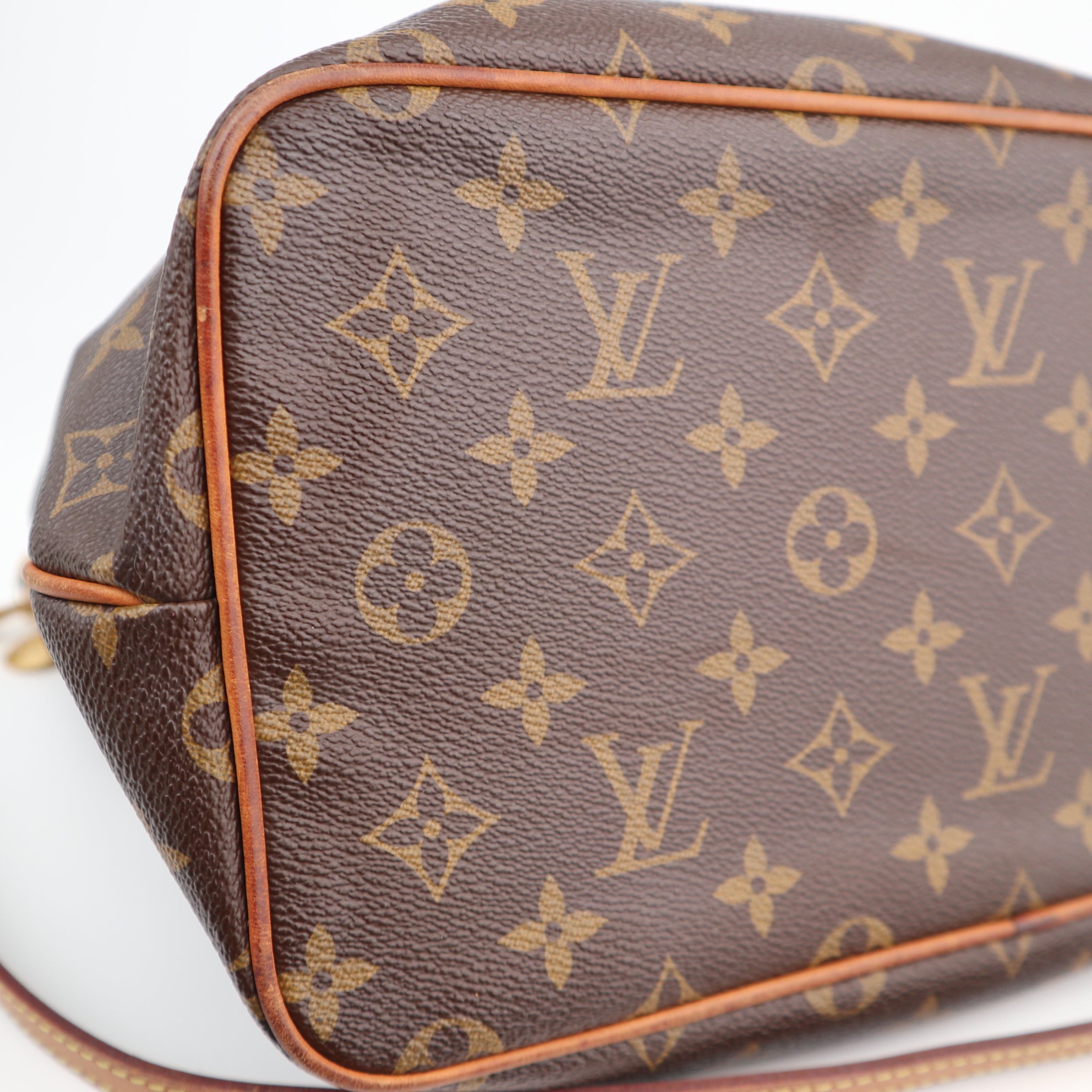 Louis Vuitton Monogram Canvas Palermo PM Shoulder Bag C1607R | Pre-Owned Very Good Brown Monogram Canvas