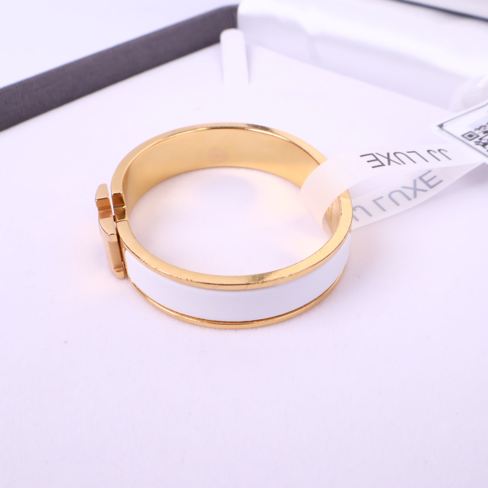 J1076 Hermes Bracelet Paris Clic H White Gold Bracelet | Pre-Owned White Gold White Gold/Plain